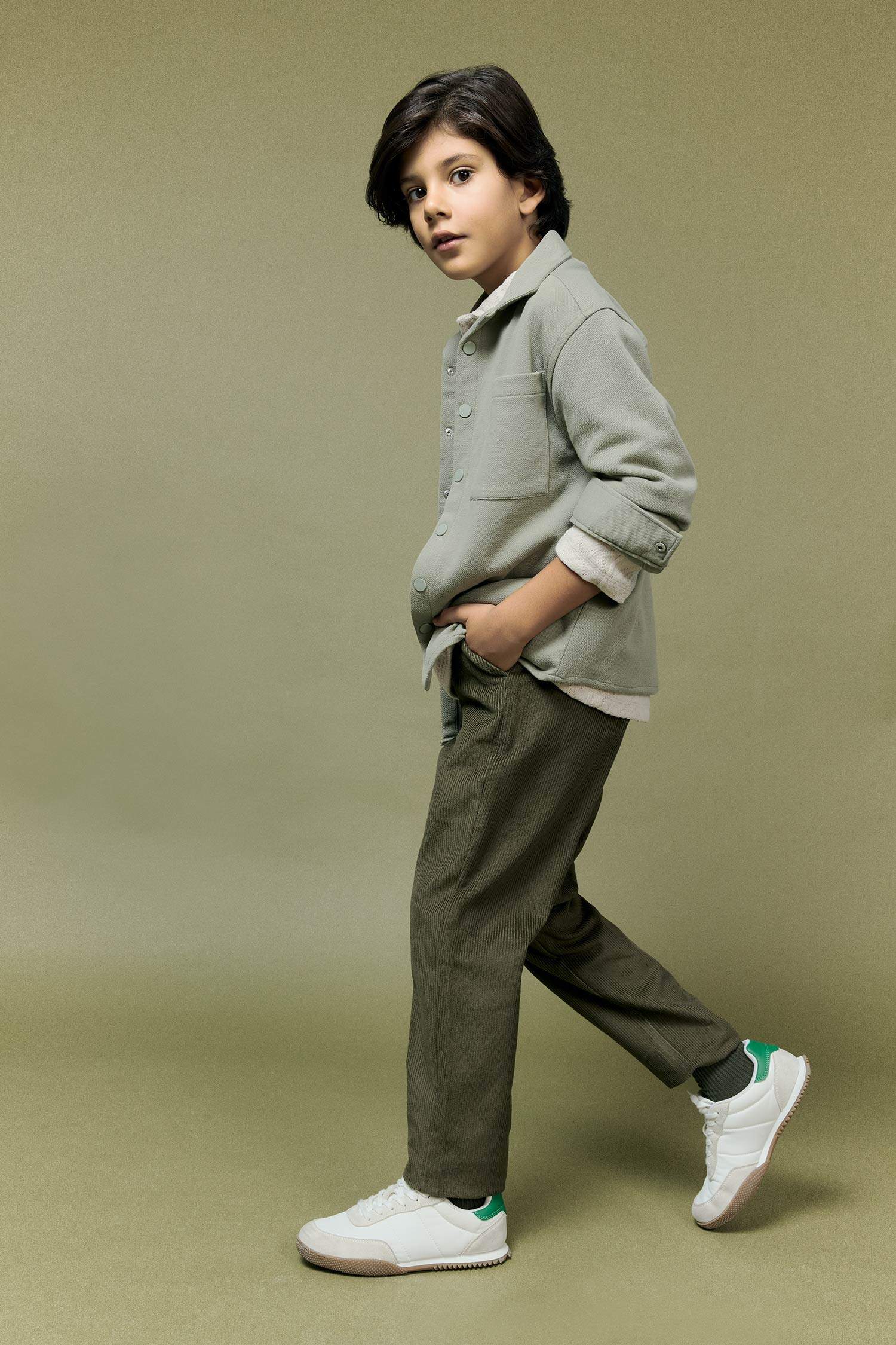 بنطرون مخمل قطيفة ولادي برجل عادي