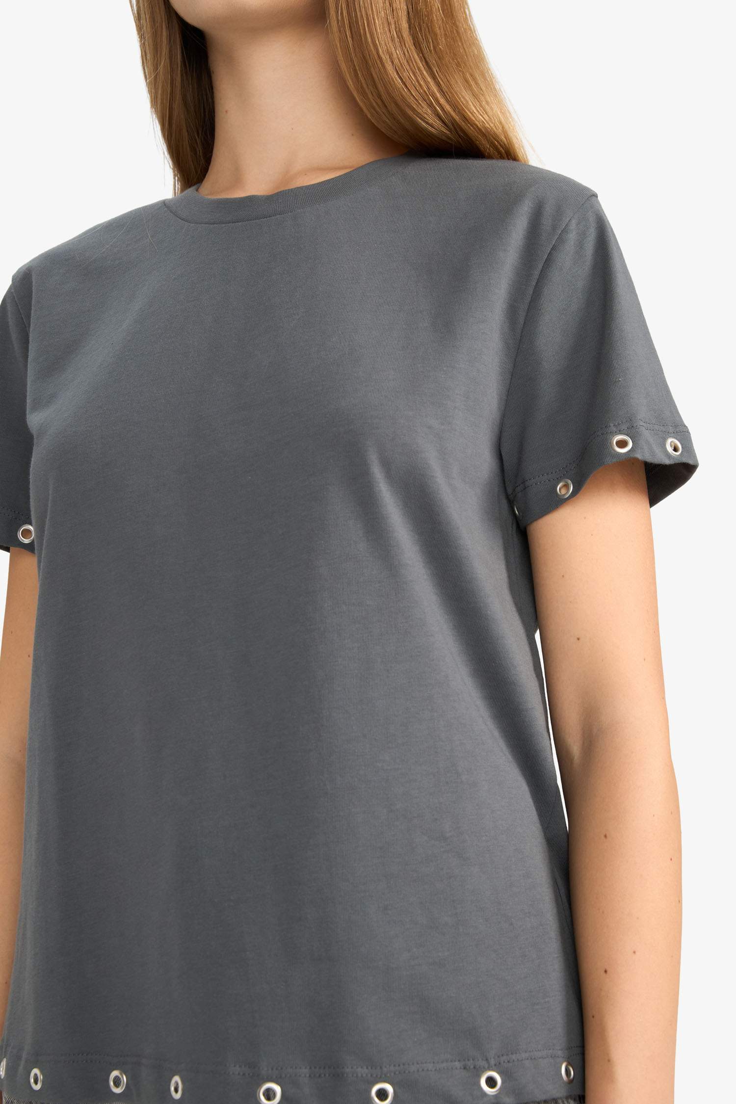 Loose Fit Bisiklet Yaka Kısa Kollu Tişört