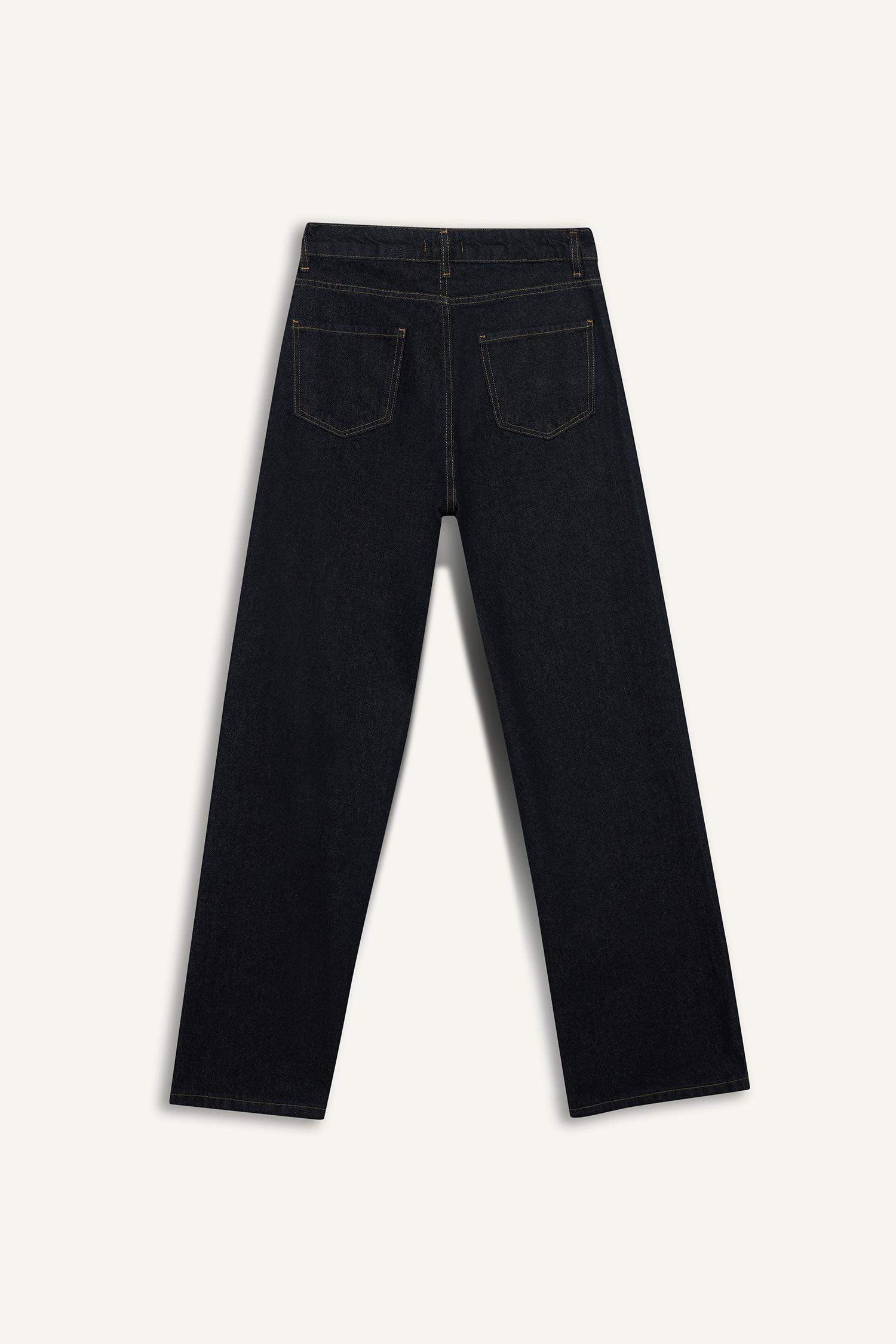 Relax Fit Düz Paça Jean Pantolon