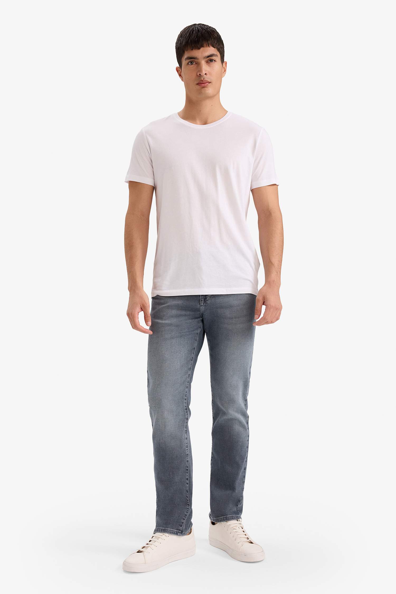 Sergio Regular Fit Regular Waist Straight Leg Trousers