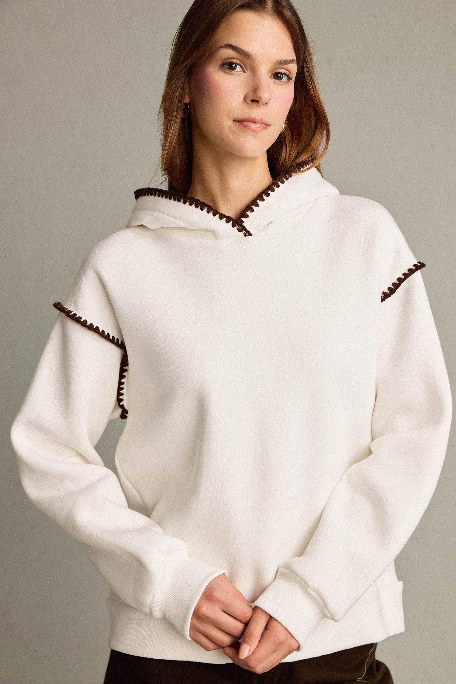 سويت شيرت اوفر سايز بياقة مستديرة