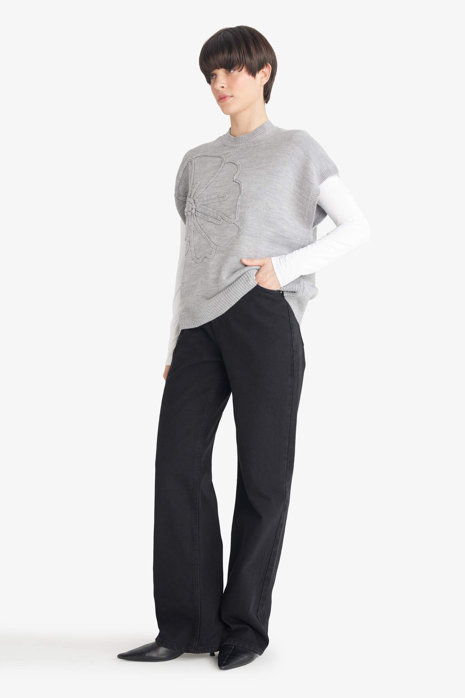 Relax Fit Bisiklet Yaka Çiçekli Triko Süveter