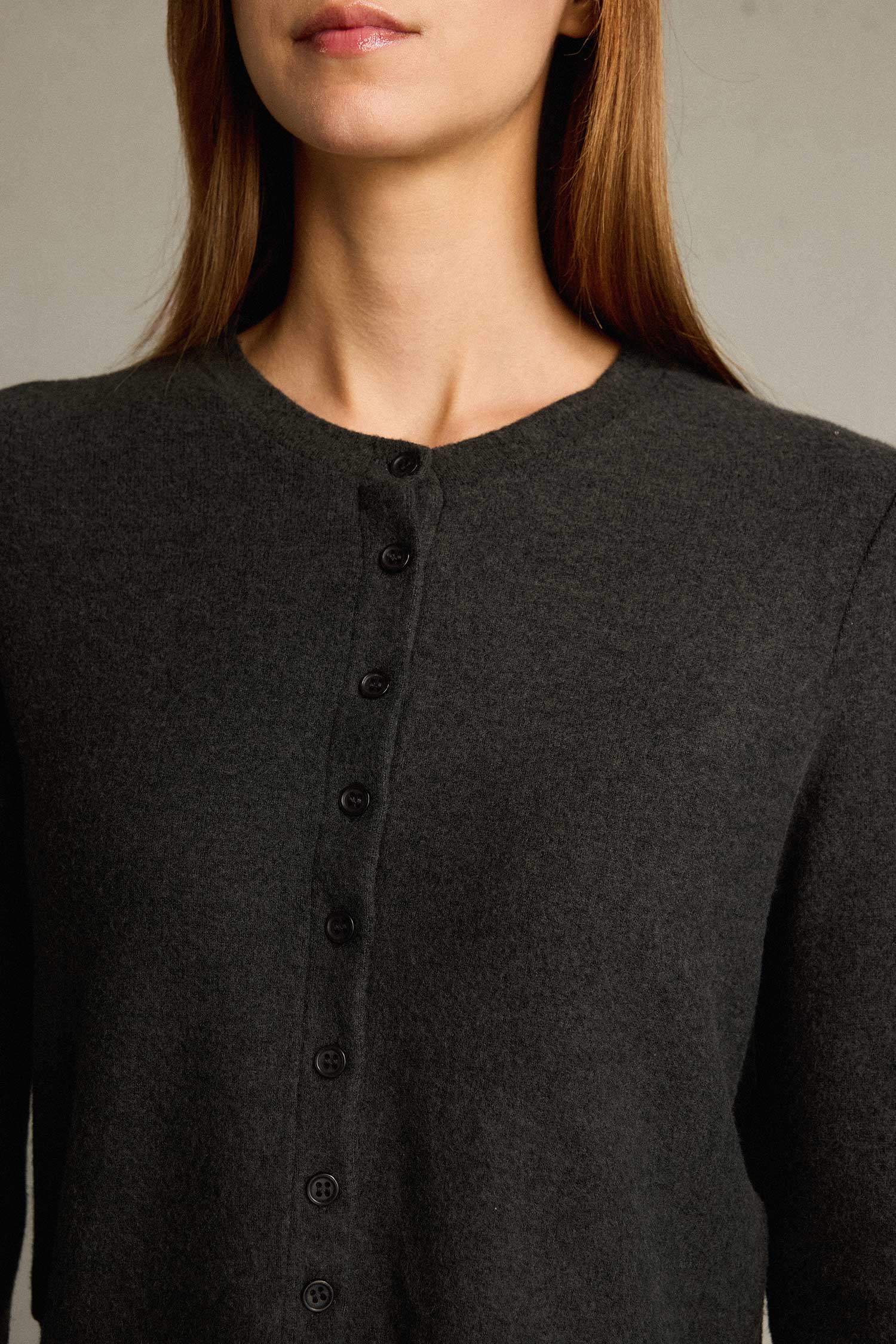 Düğmeli Triko Hırka