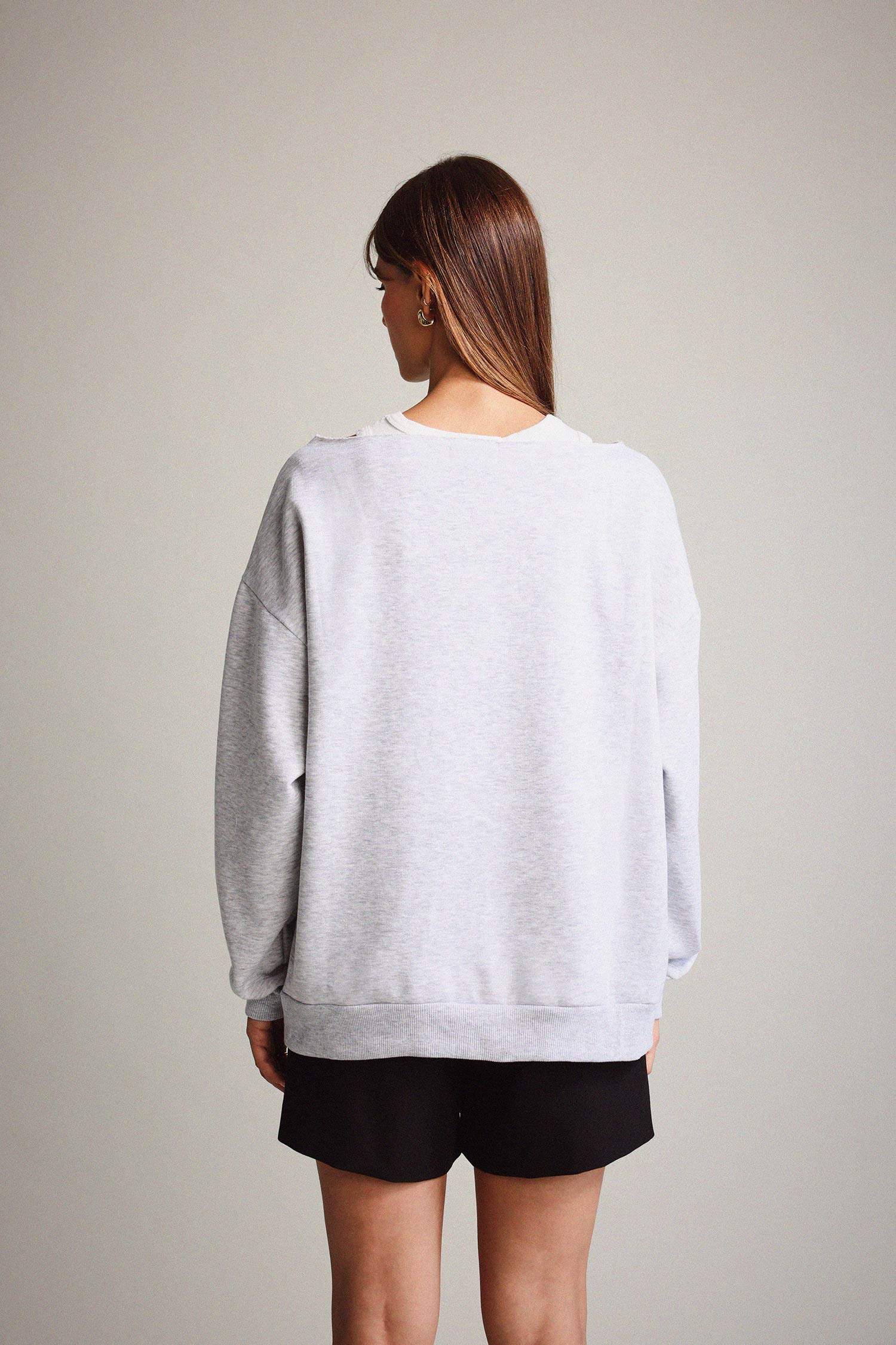 Kayık Yaka Baskılı Sweatshirt