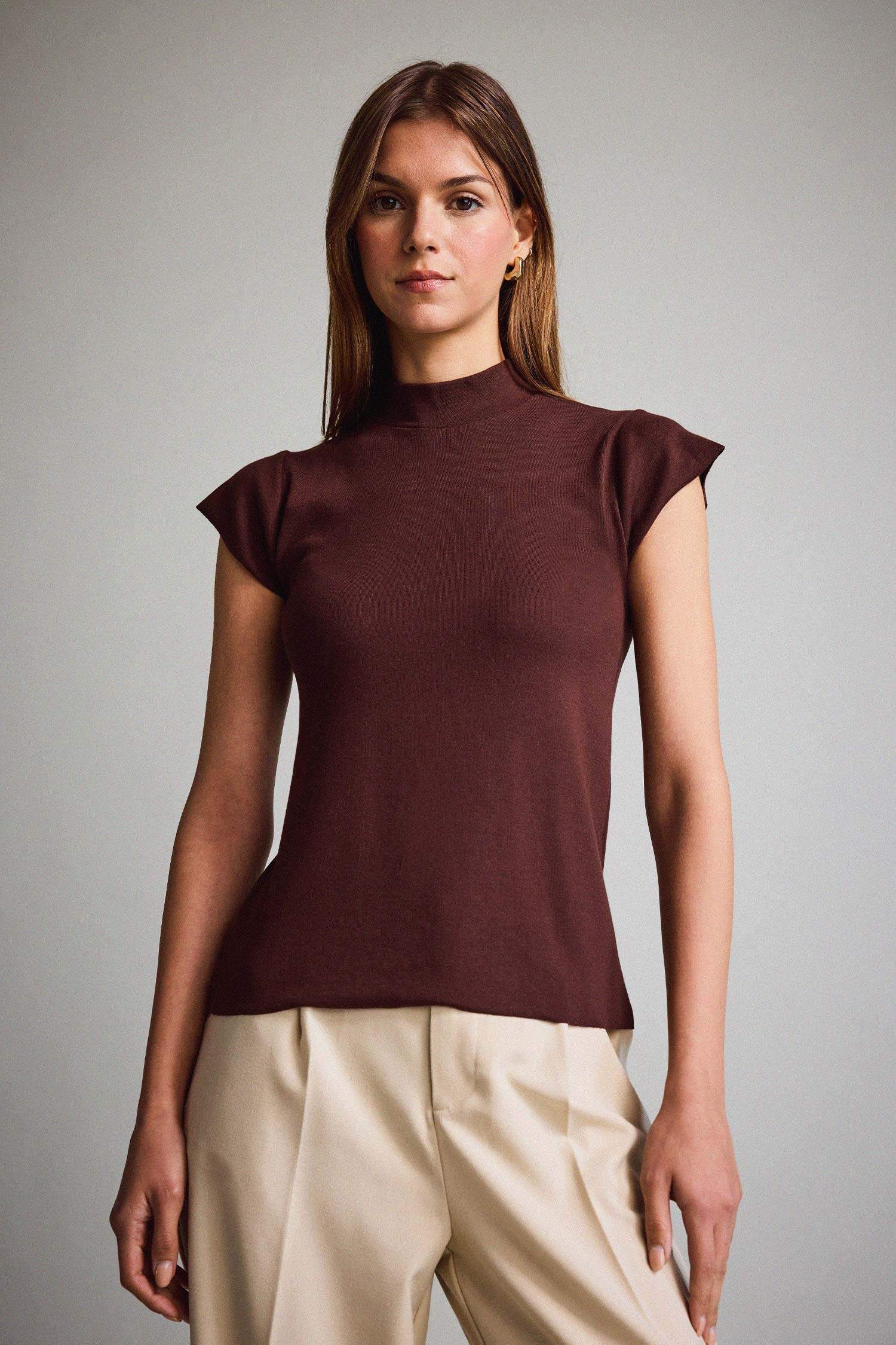 Balıkçı Yaka Kısa Kollu Tişört