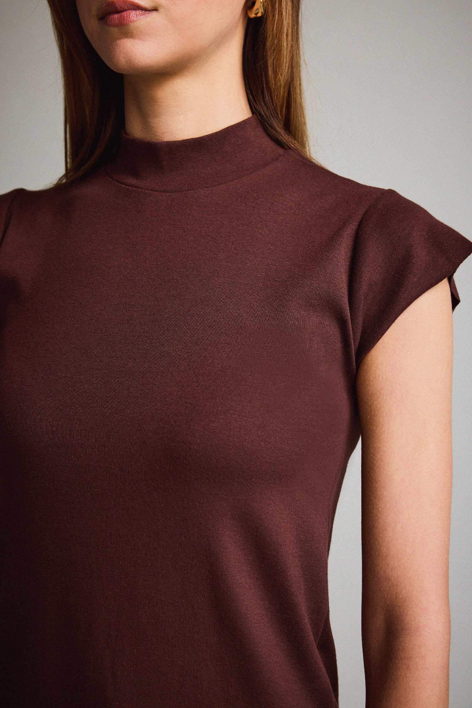 Balıkçı Yaka Kısa Kollu Tişört