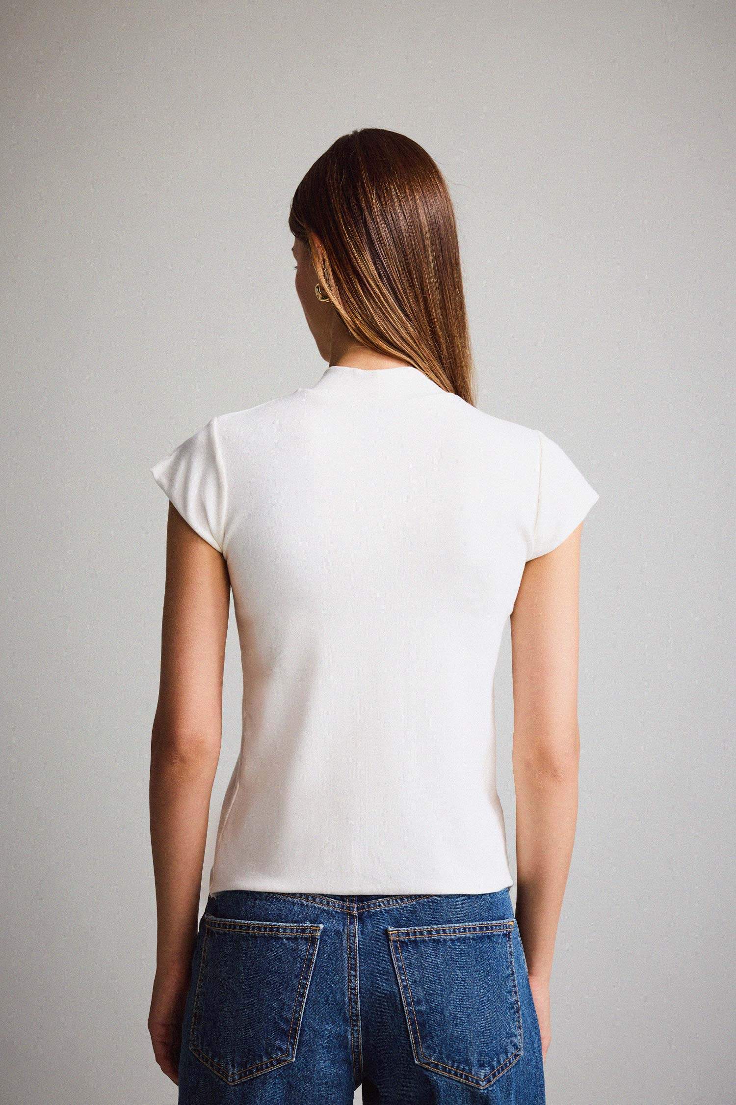 Balıkçı Yaka Kısa Kollu Tişört