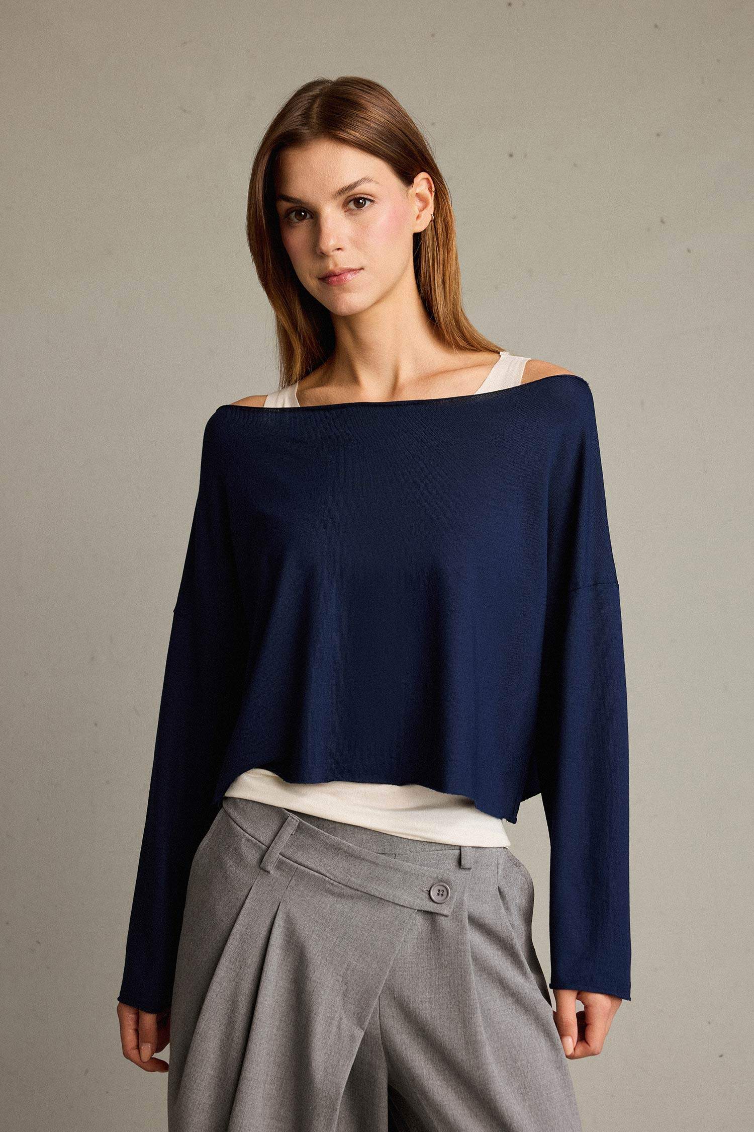 سويت شيرت منسوج بياخة عريضة