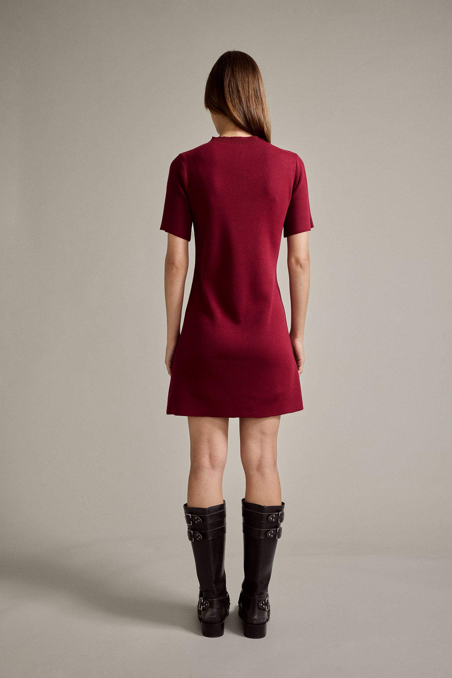 فستان قصير نص ردن بياقة مستديرة