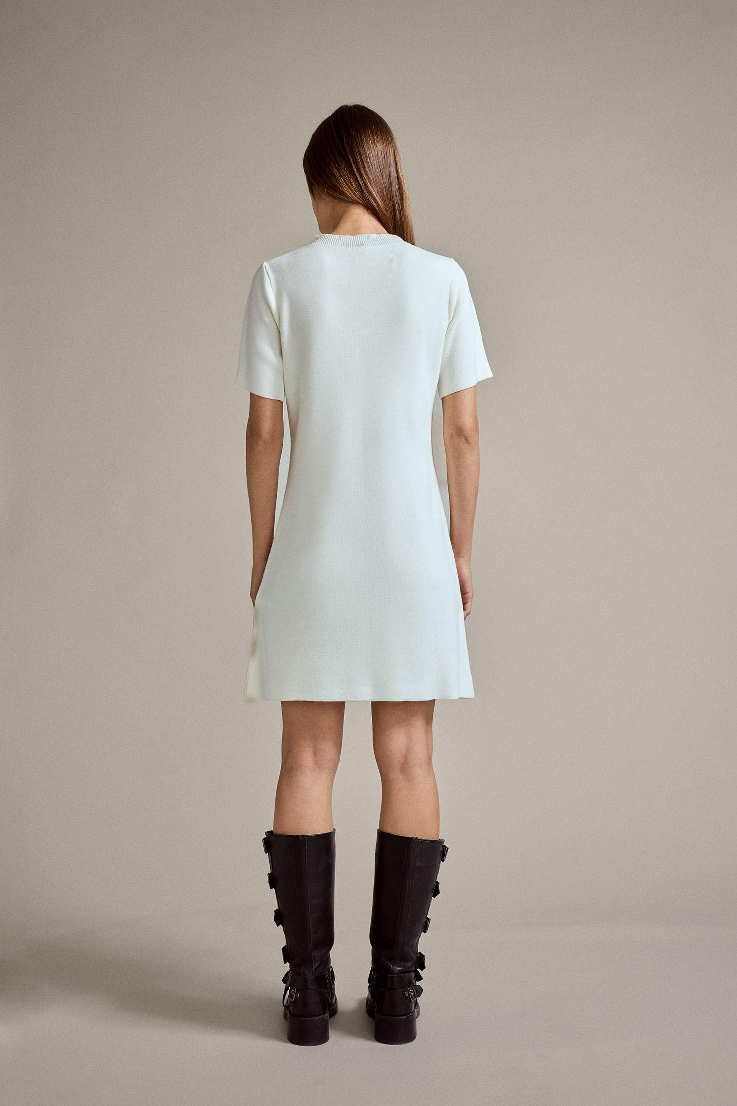 فستان قصير نص ردن بياقة مستديرة