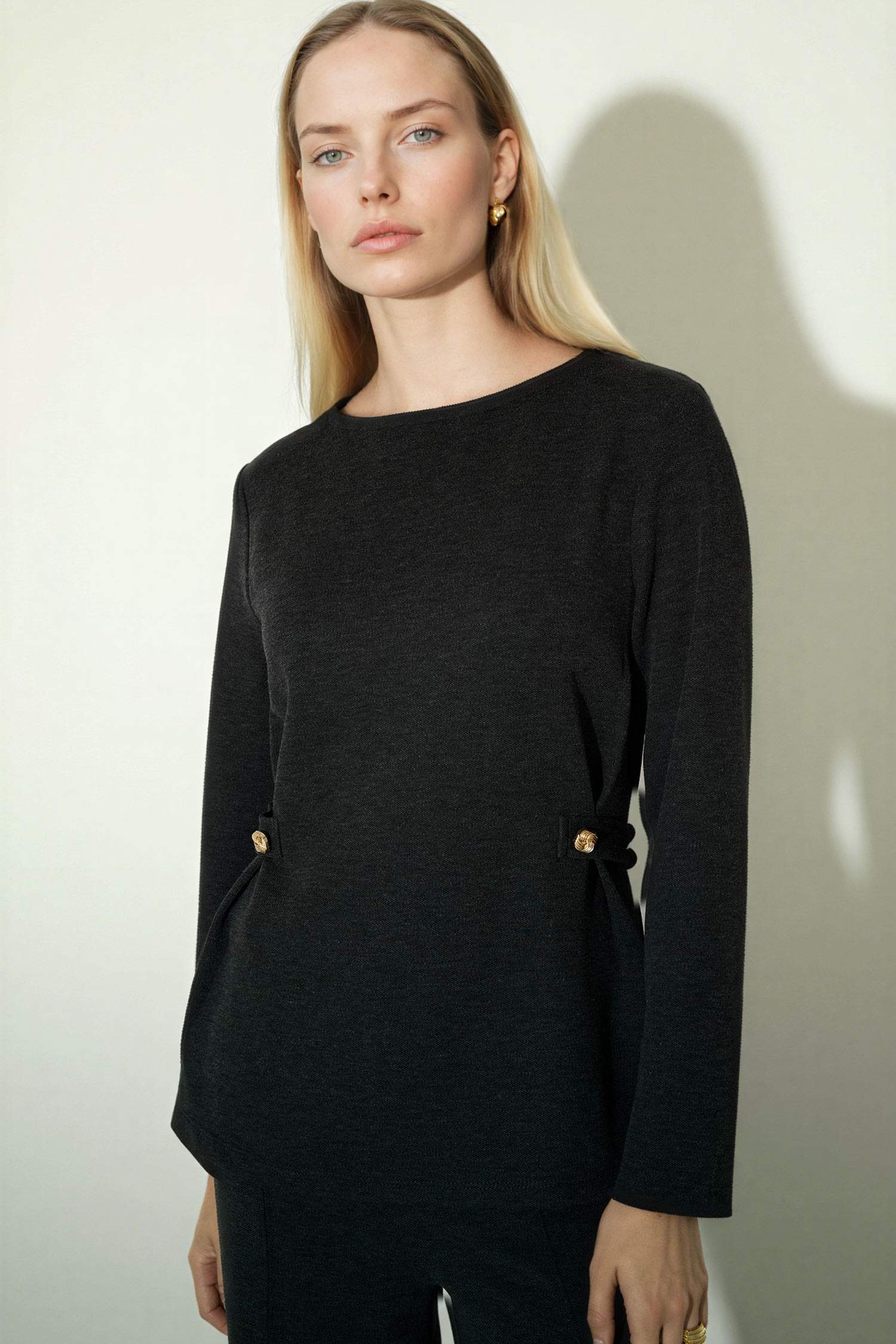 Regular Fıt Kayık Yaka Pike Uzun Kollu Tişört