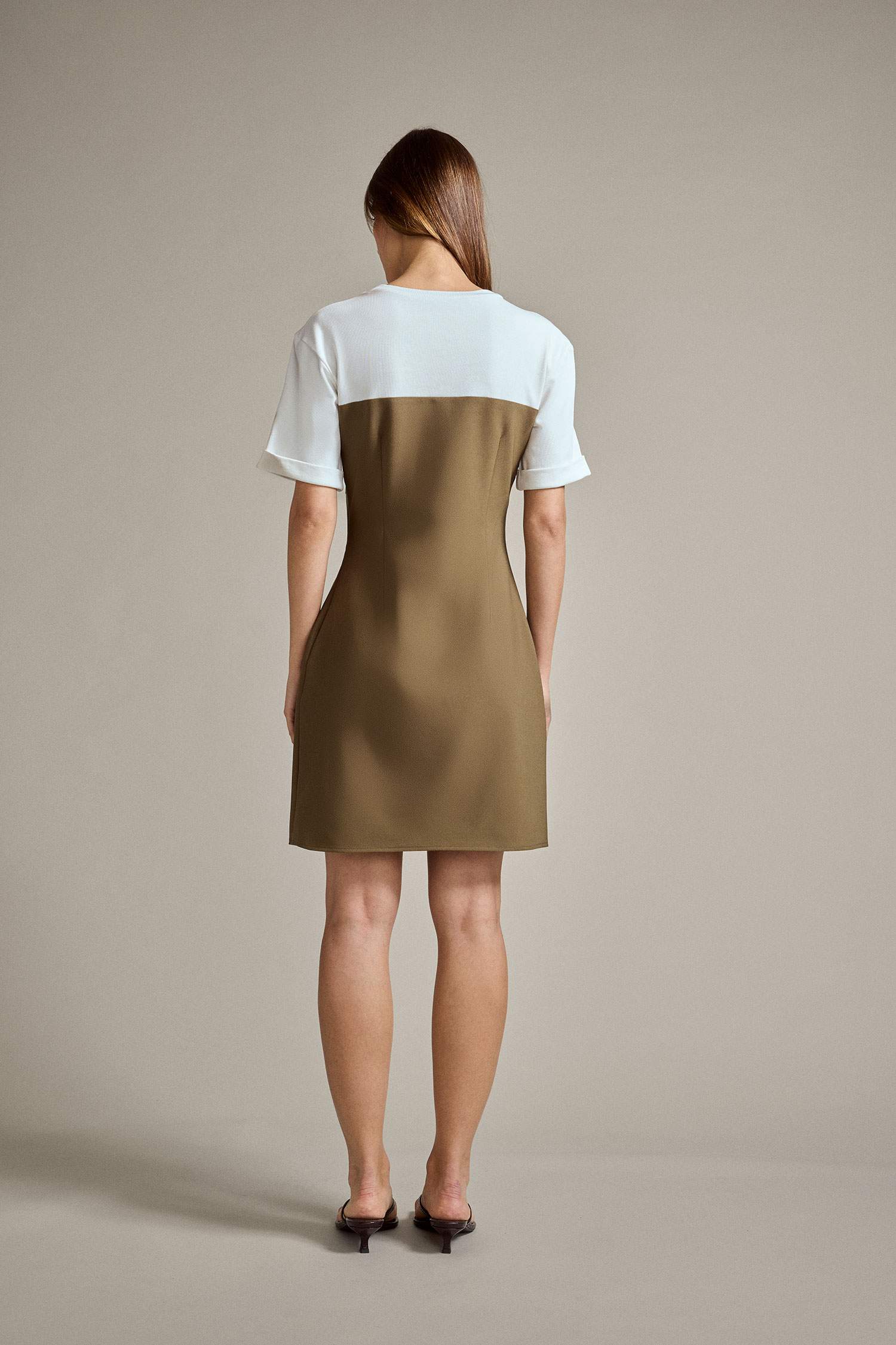 Bisiklet Yaka Kemer Detaylı Kısa Kollu Mini Elbise