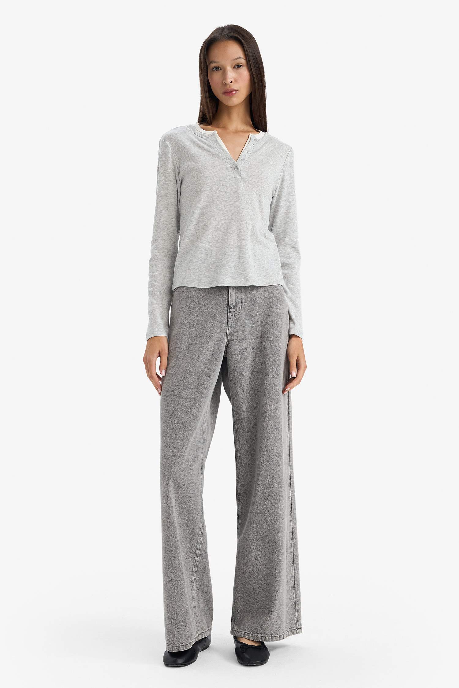 Slim Fit Dar Kesim Düğmeli Yaka Ribana Uzun Kollu Tişört