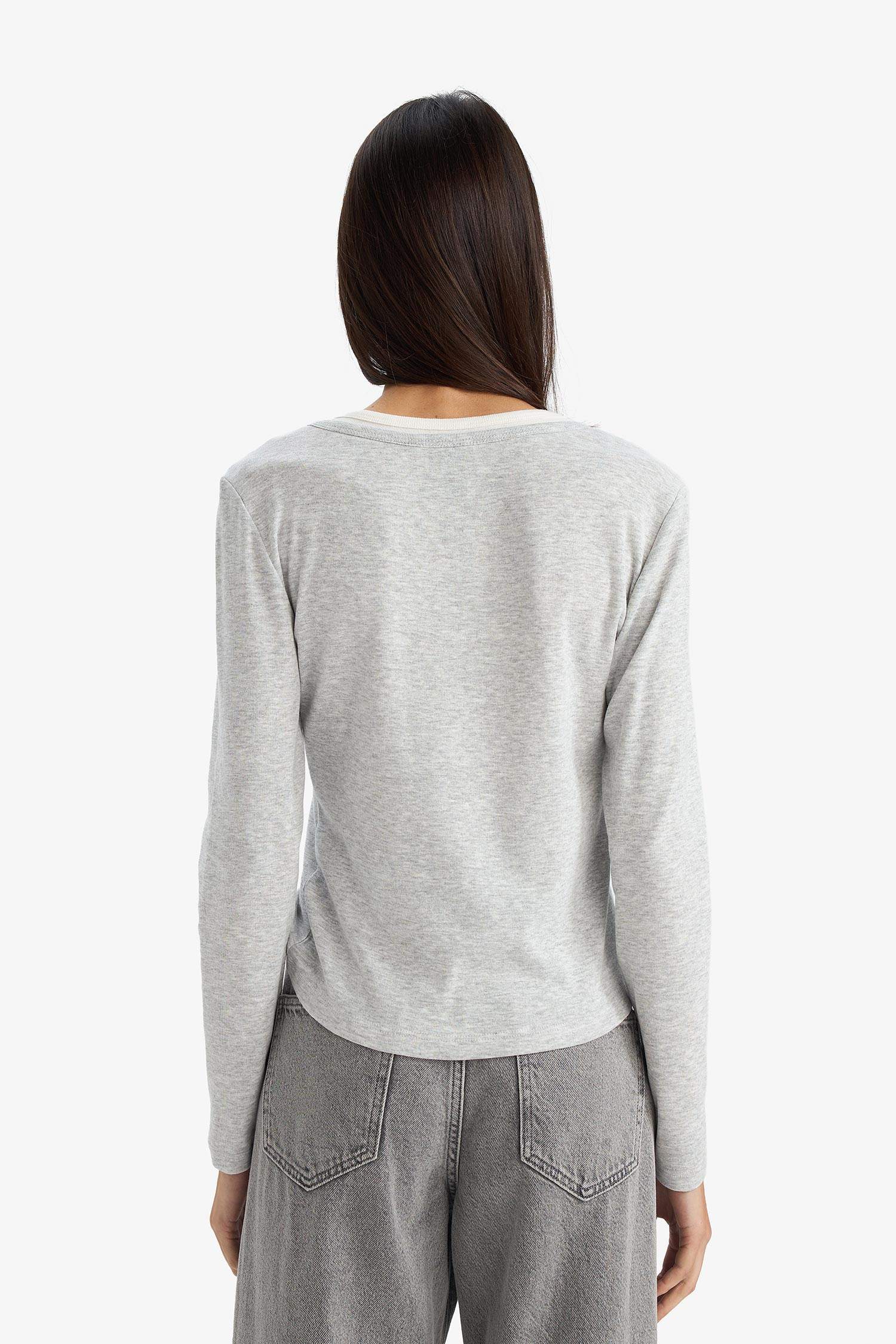 Slim Fit Dar Kesim Düğmeli Yaka Ribana Uzun Kollu Tişört