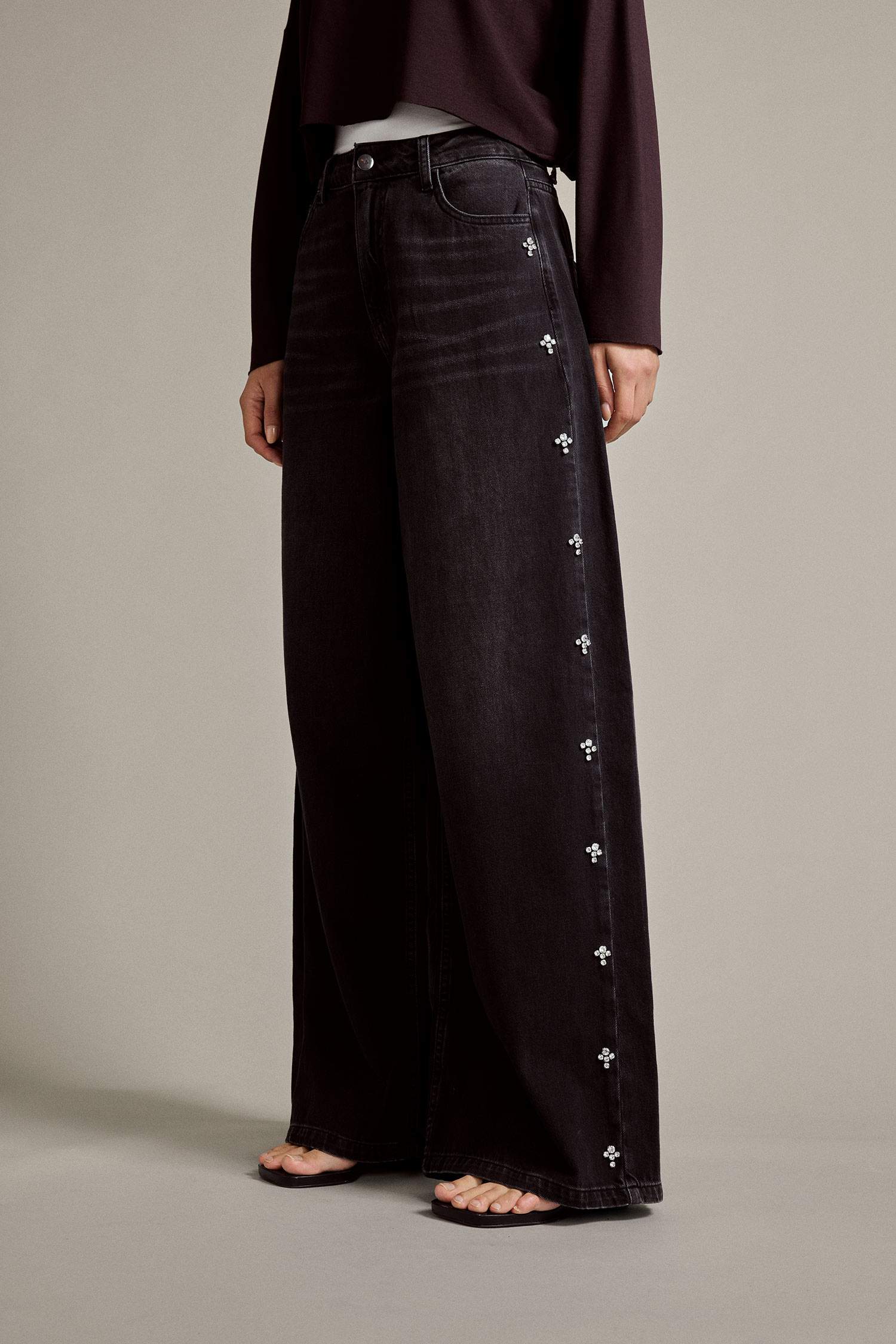 Relax Fit Geniş Paça Jean Pantolon