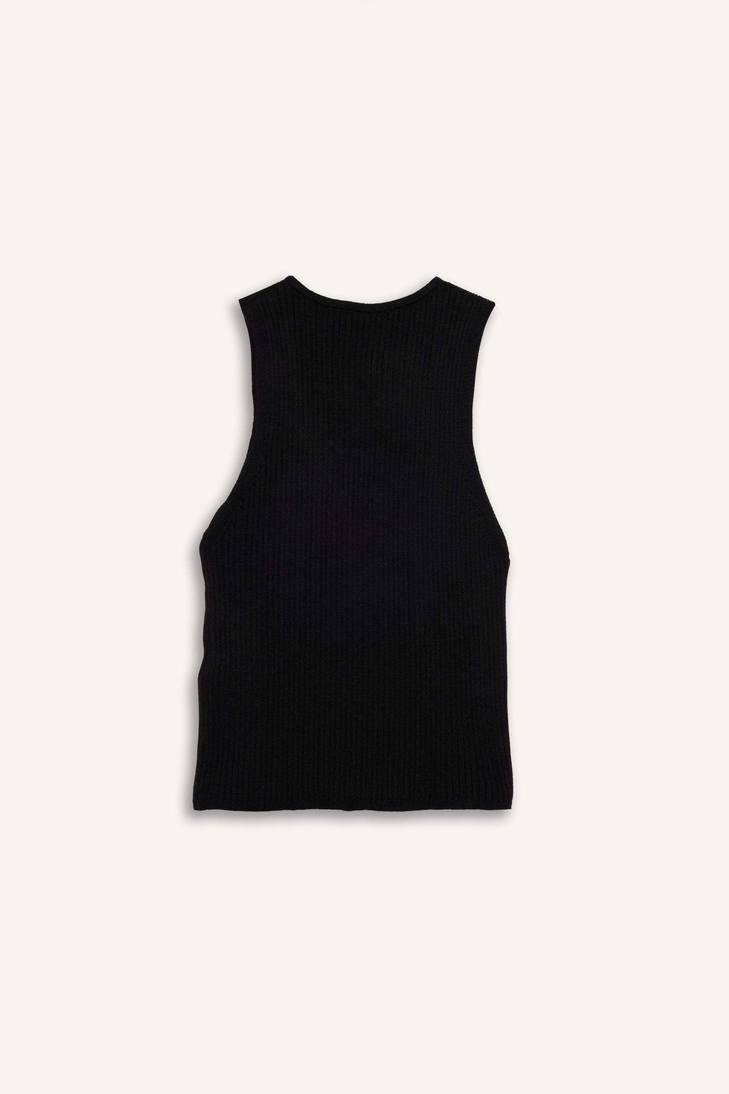 Slim Fit V-Neck Tank Top