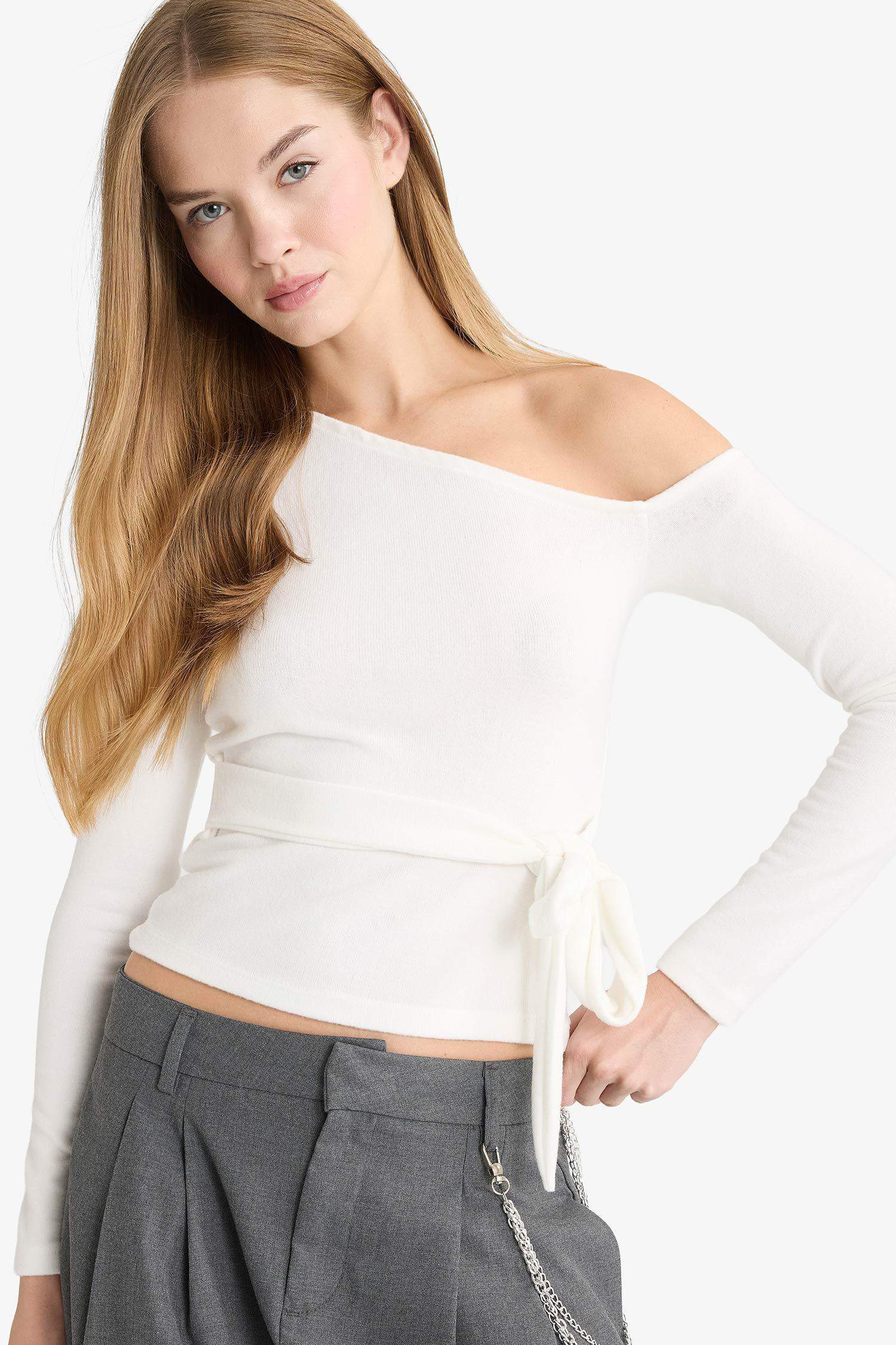 Fitted Tek Omuzlu Bağlama Detaylı Uzun Kollu Bluz