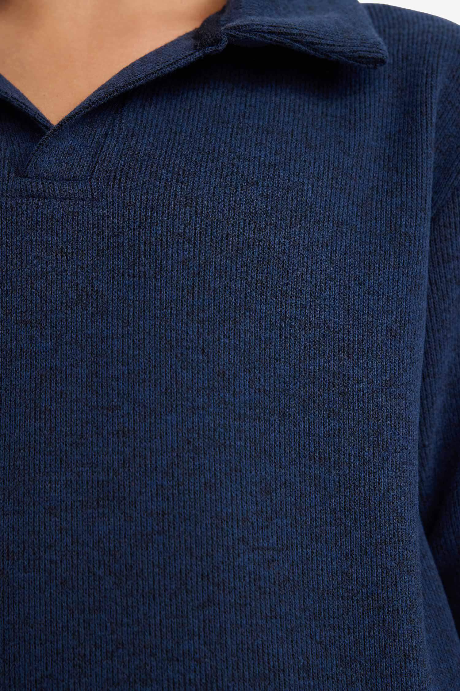 Boy New Regular Fit Open Collar Sweatshirt