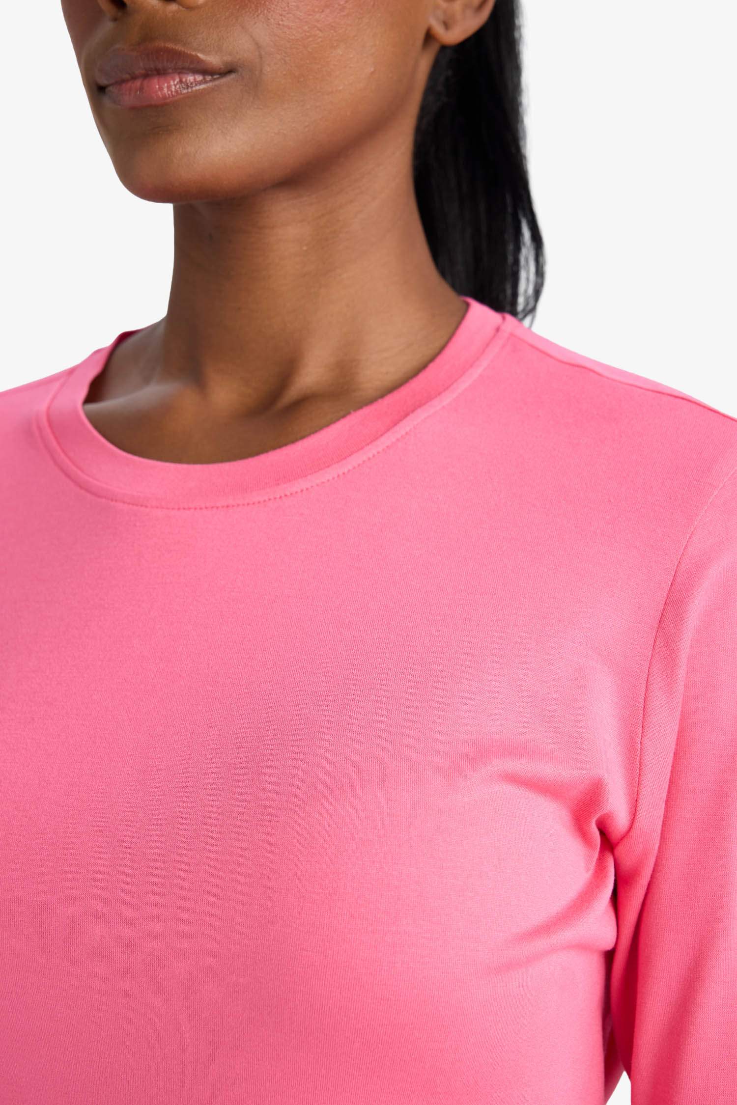 Standart Fit Bisiklet Yaka Sporcu Uzun Kollu Tişört