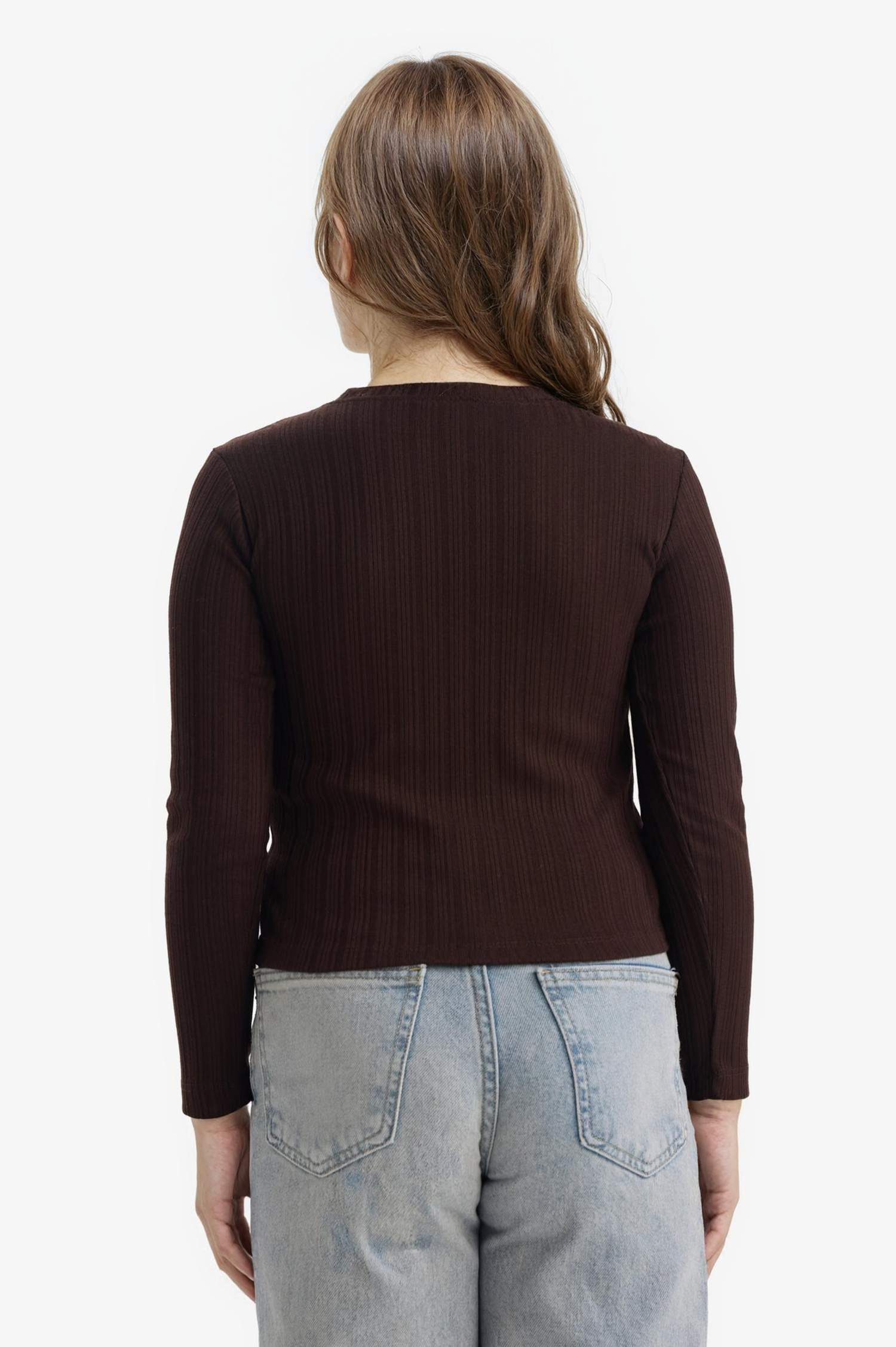 تيشيرت بنات كم طويل مضلع سليم فيت