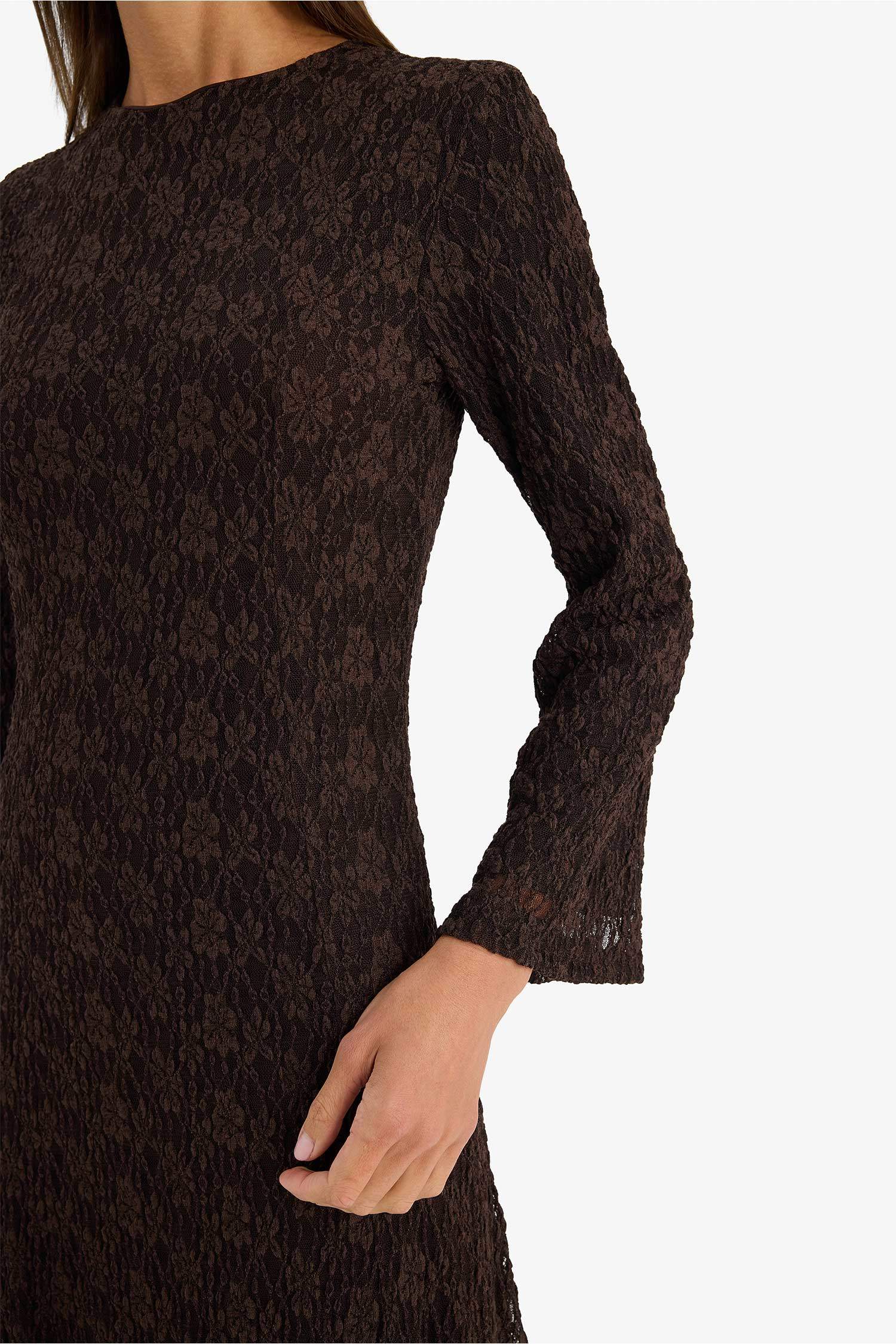 فستان ردن طويل دانتيل