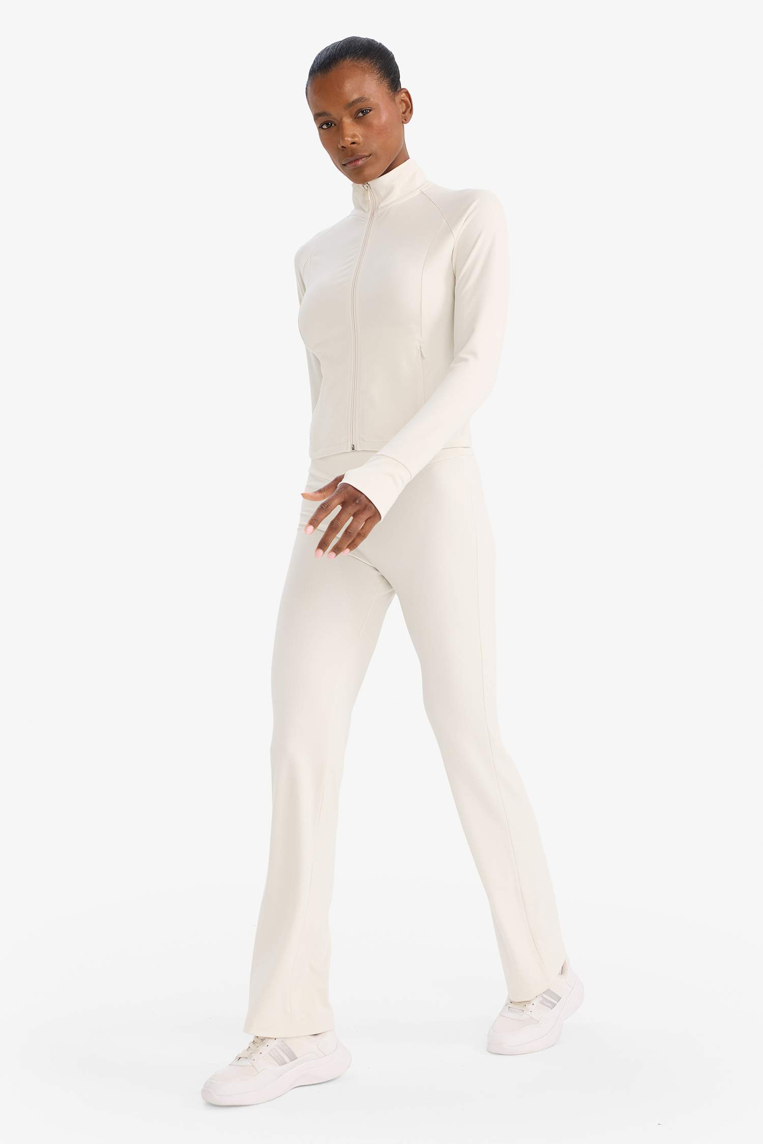 DeFactoFit Flare Fit İspanyol Paça Uzun Sporcu Pantolon