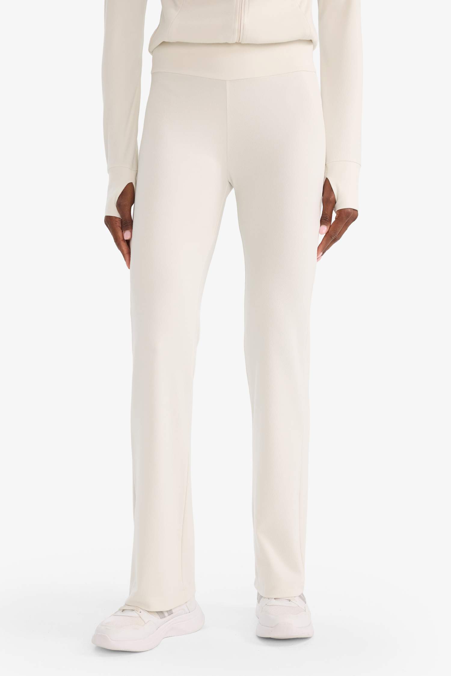 DeFactoFit Flare Fit İspanyol Paça Uzun Sporcu Pantolon