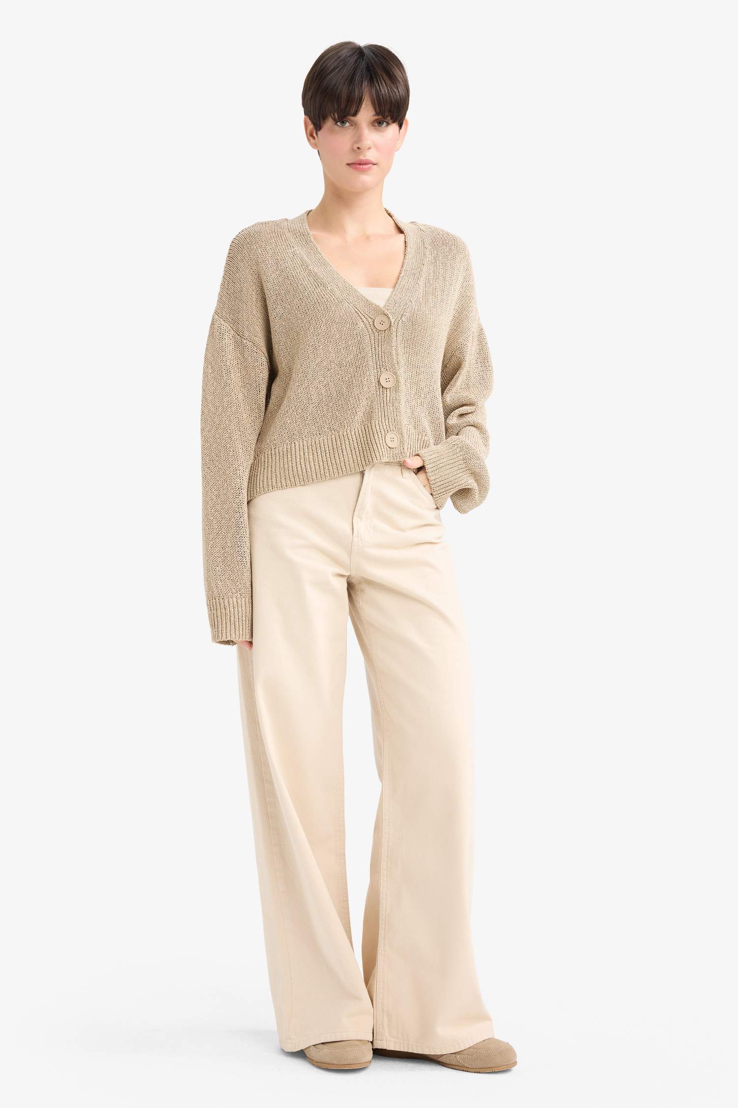 Relax Fit V Yaka Düğmeli Triko Hırka