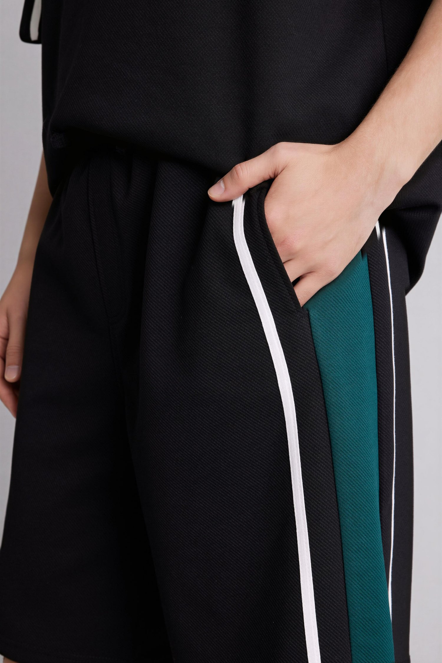 DeFacto BAGGY FIT Beli Lastikli Şort görsel 4