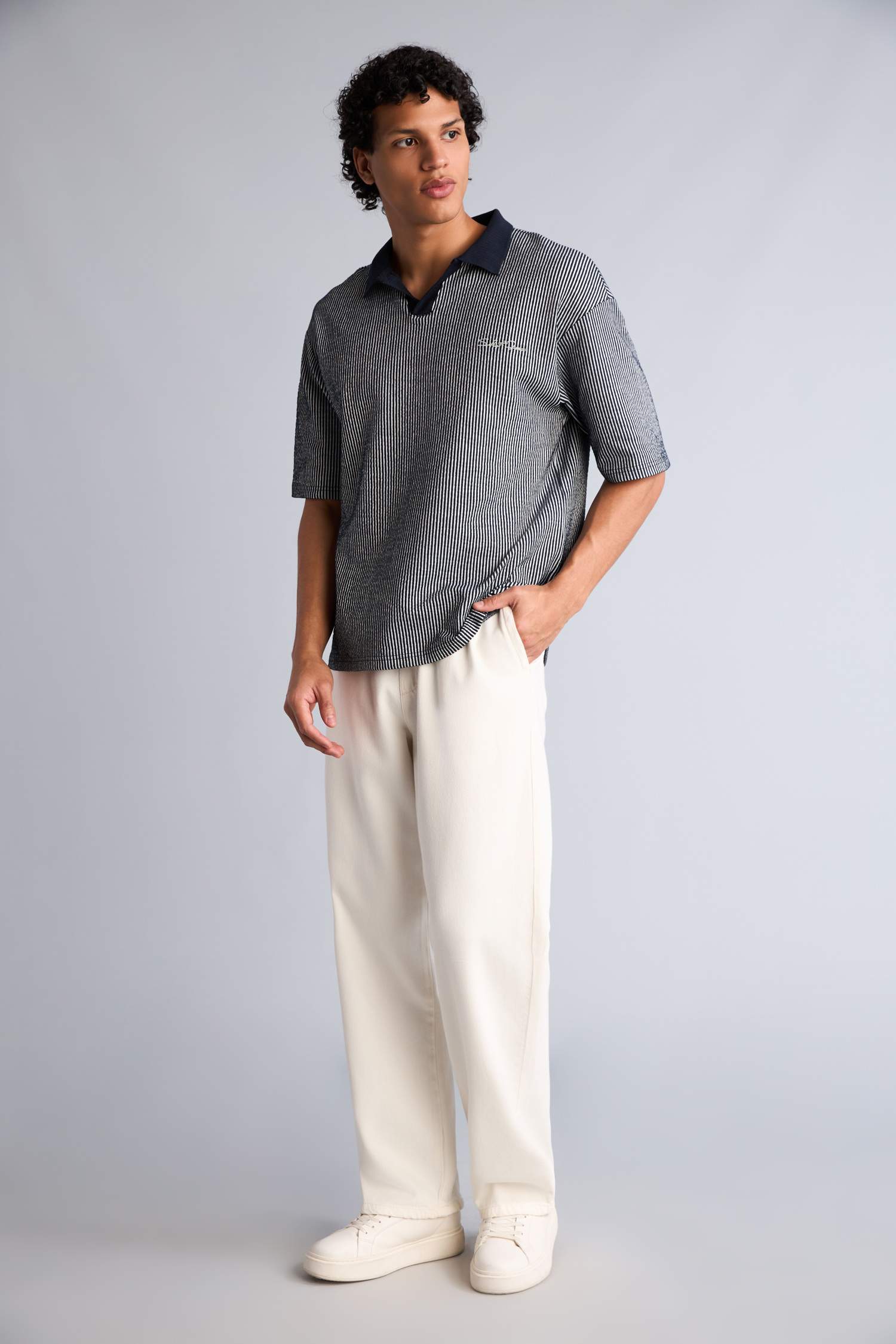 White Man Soft Textured Baggy Fit Jeans 3460747 | DeFacto