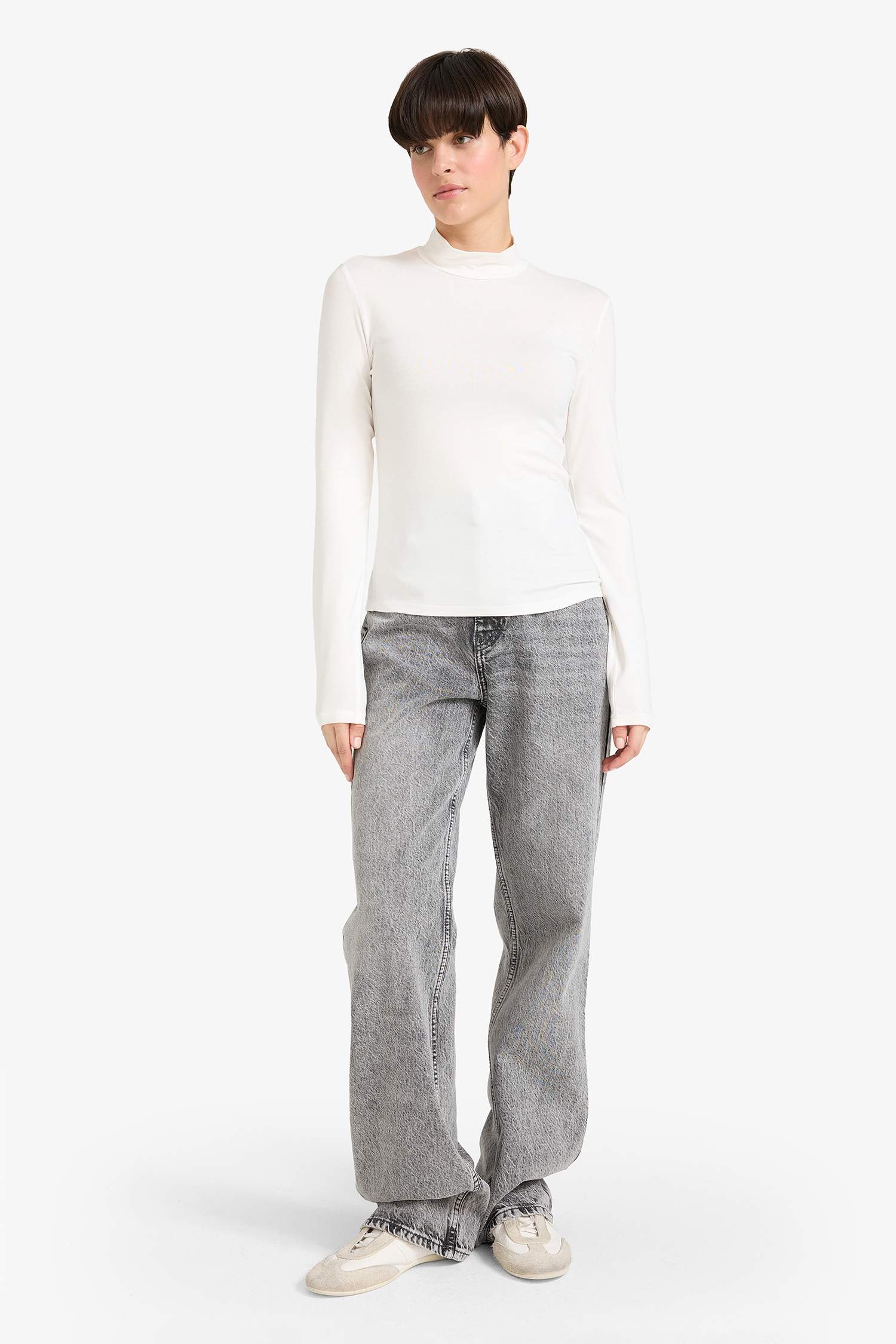 Balıkçı Yaka Uzun Kollu Tişört