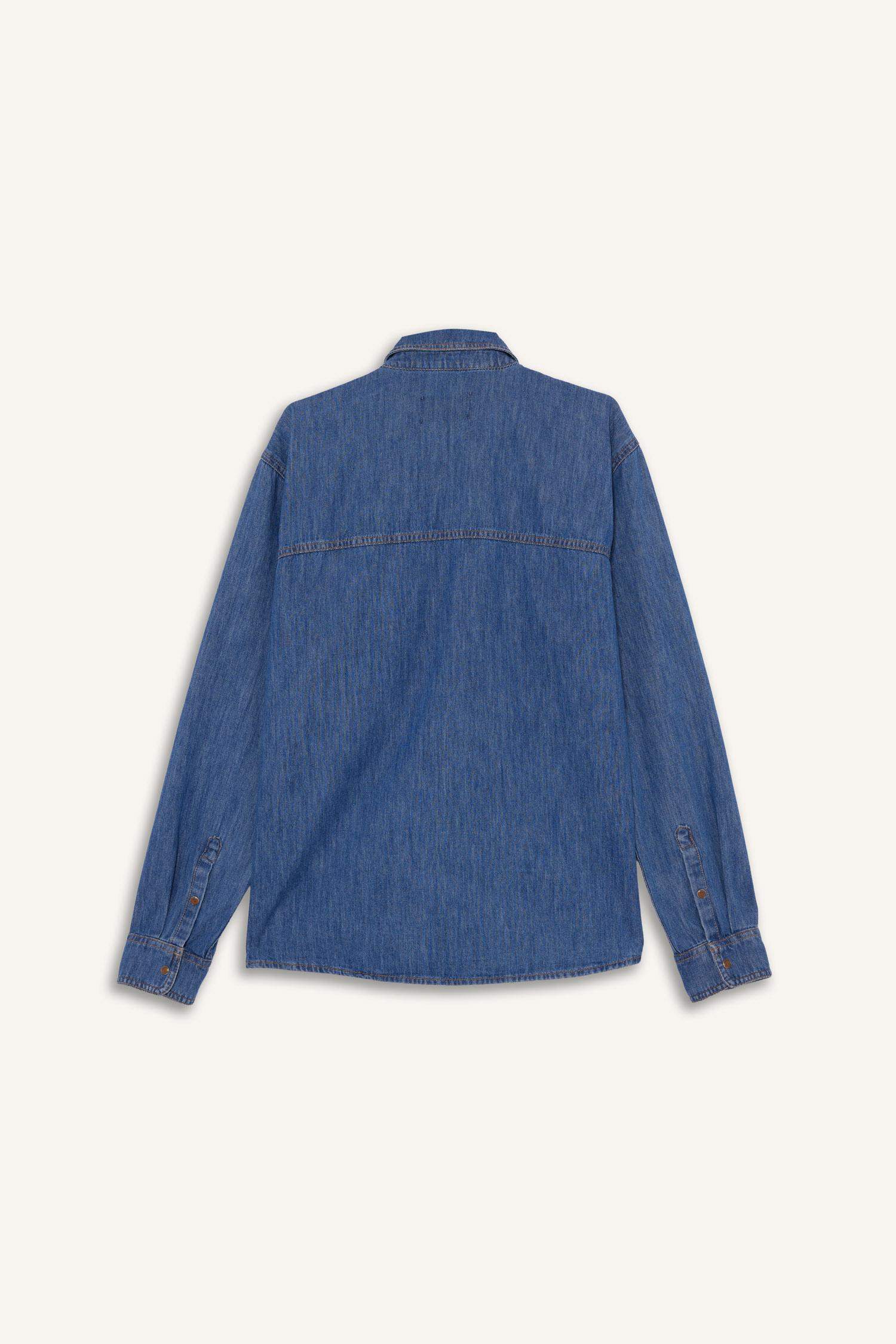 Man Long Sleeve Shirt