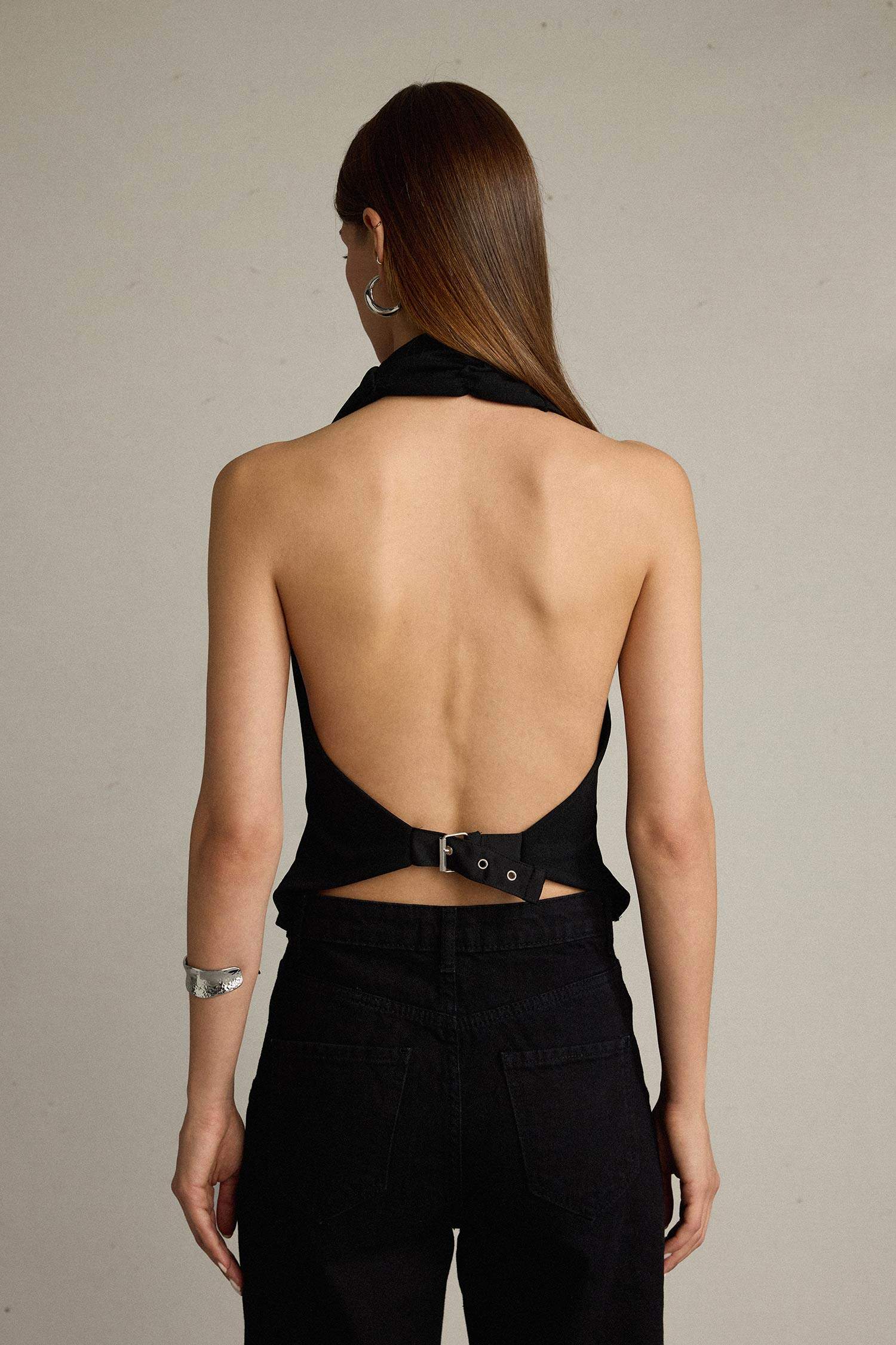 Degaje Yaka Kolsuz Bluz