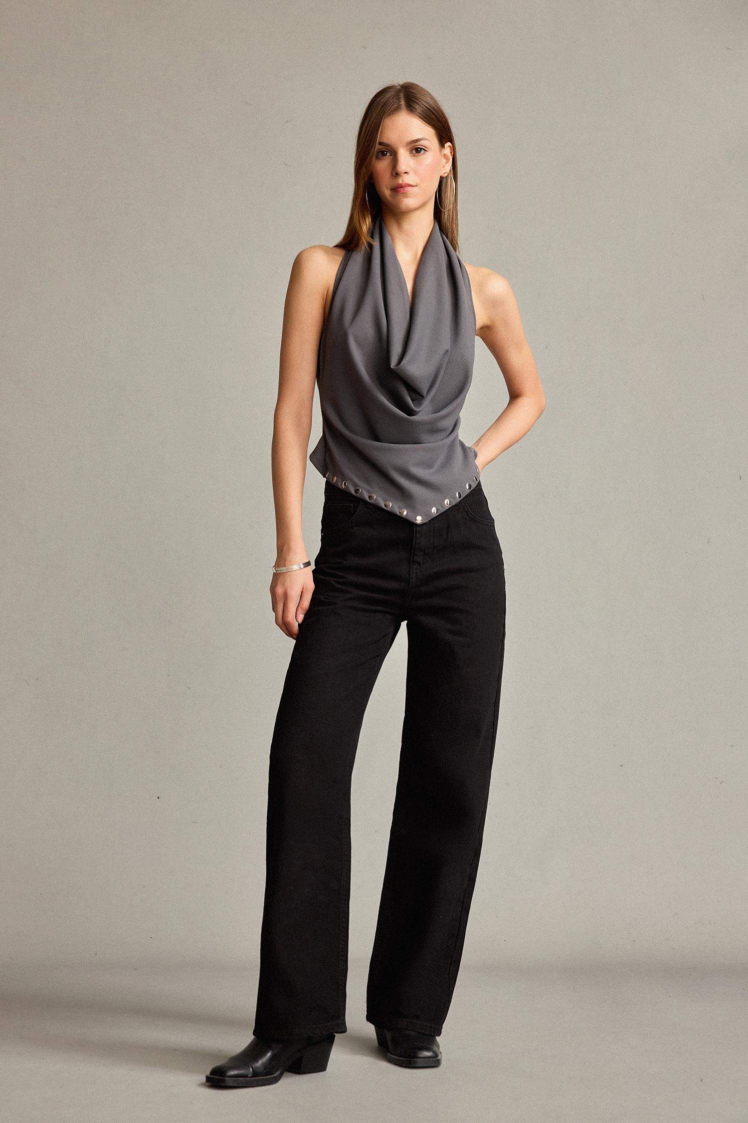 Degaje Yaka Kolsuz Bluz