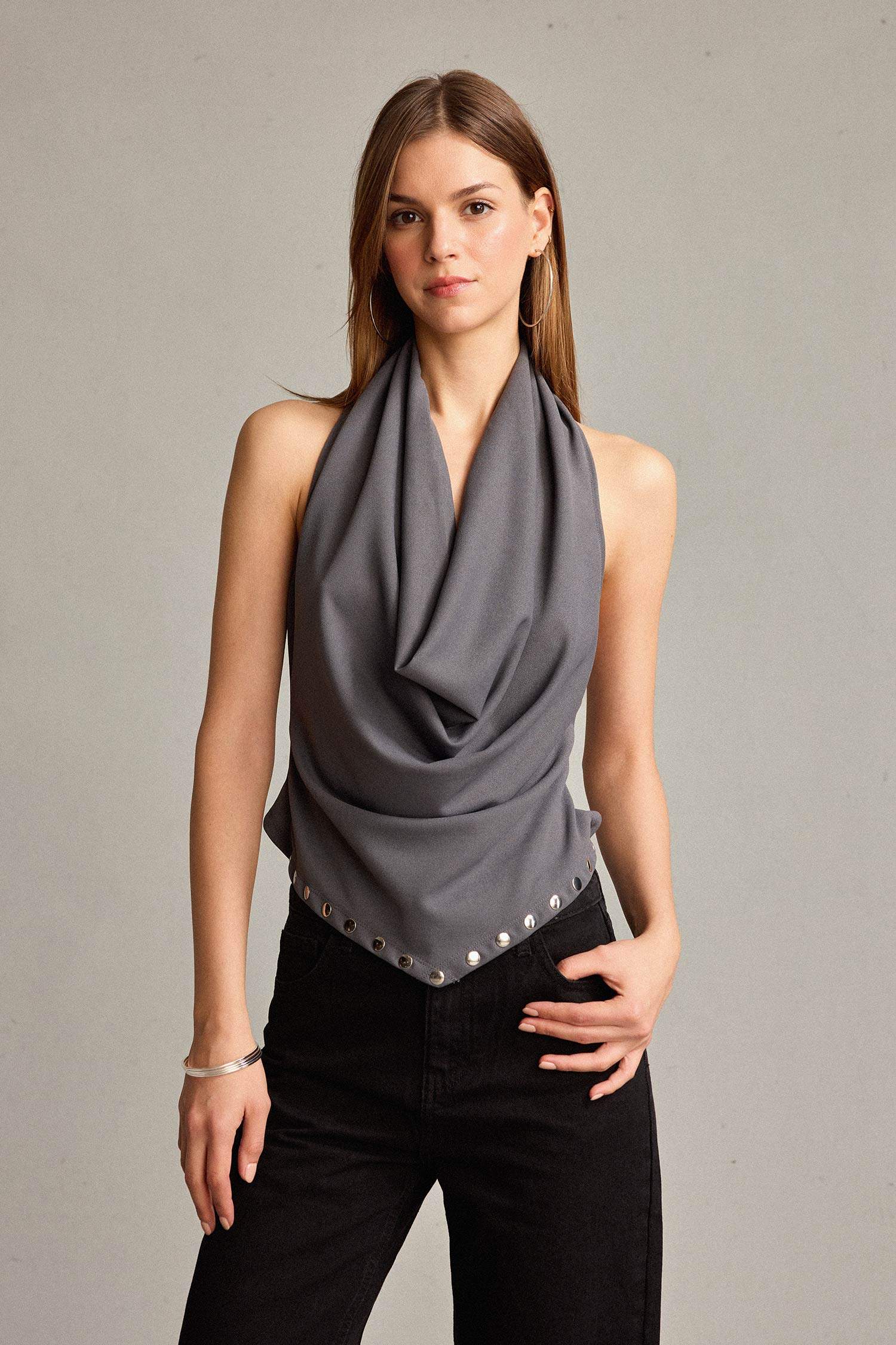 Degaje Yaka Kolsuz Bluz