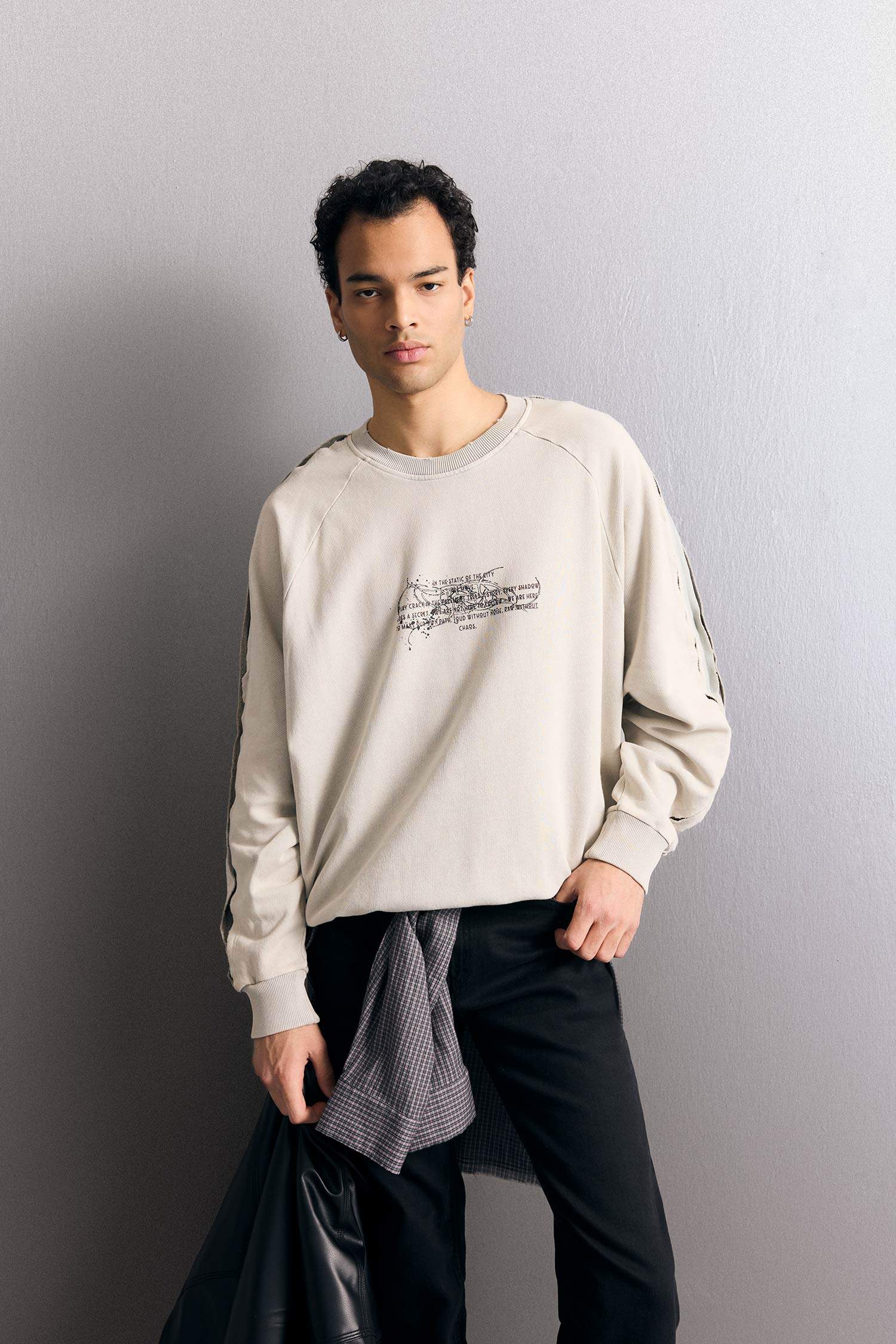 Boxy Fit Bisiklet Yaka Baskılı Sweatshirt