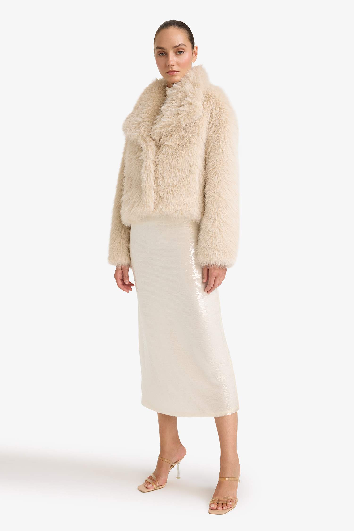 جيبة تريكو بالترتر بقصة A بخصر عادي