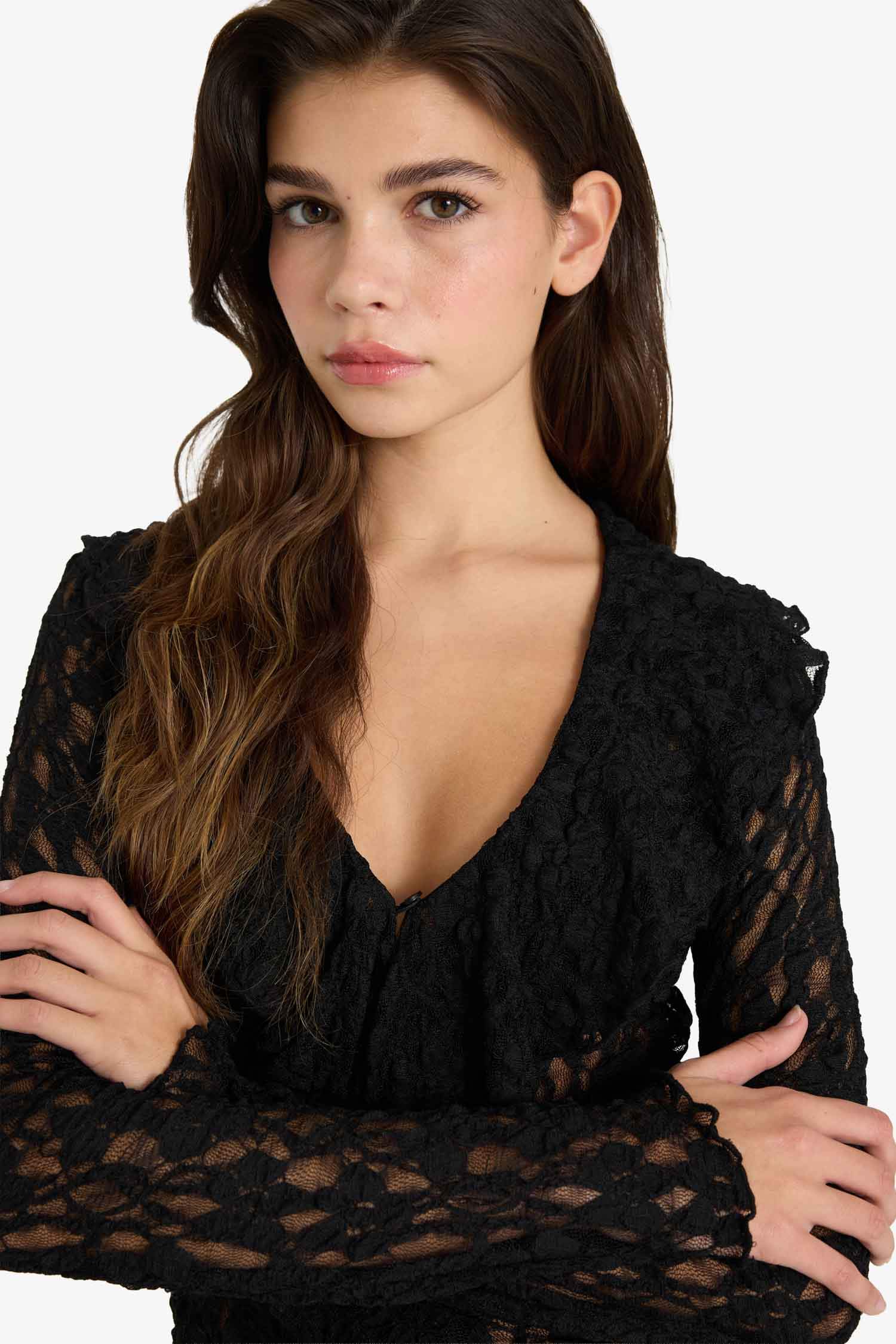 Slim Fit Dar Kesim V Yaka Dantel Uzun Kollu Bluz