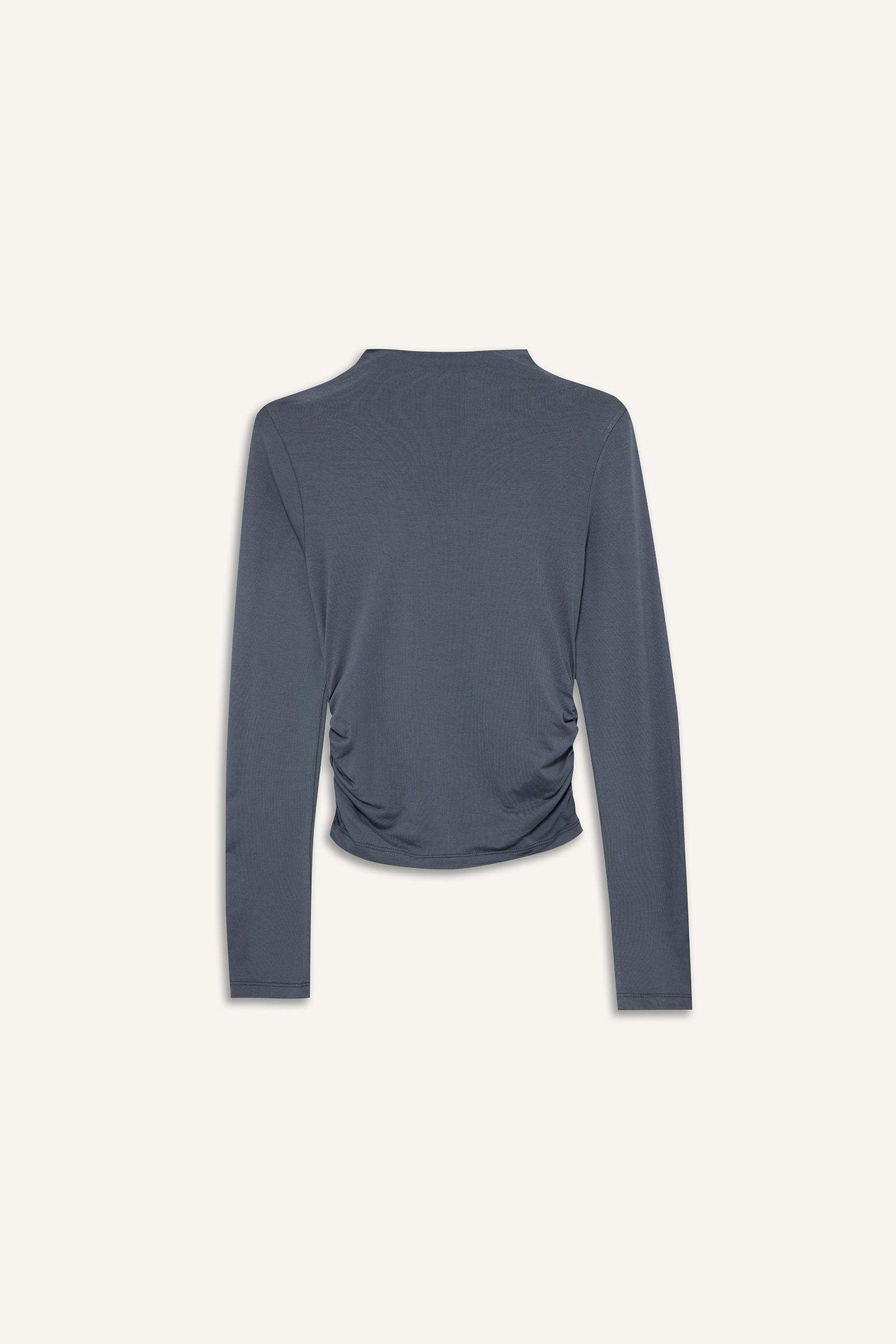 بلوزة ردن طويل مخصر سليم فيت هاينك