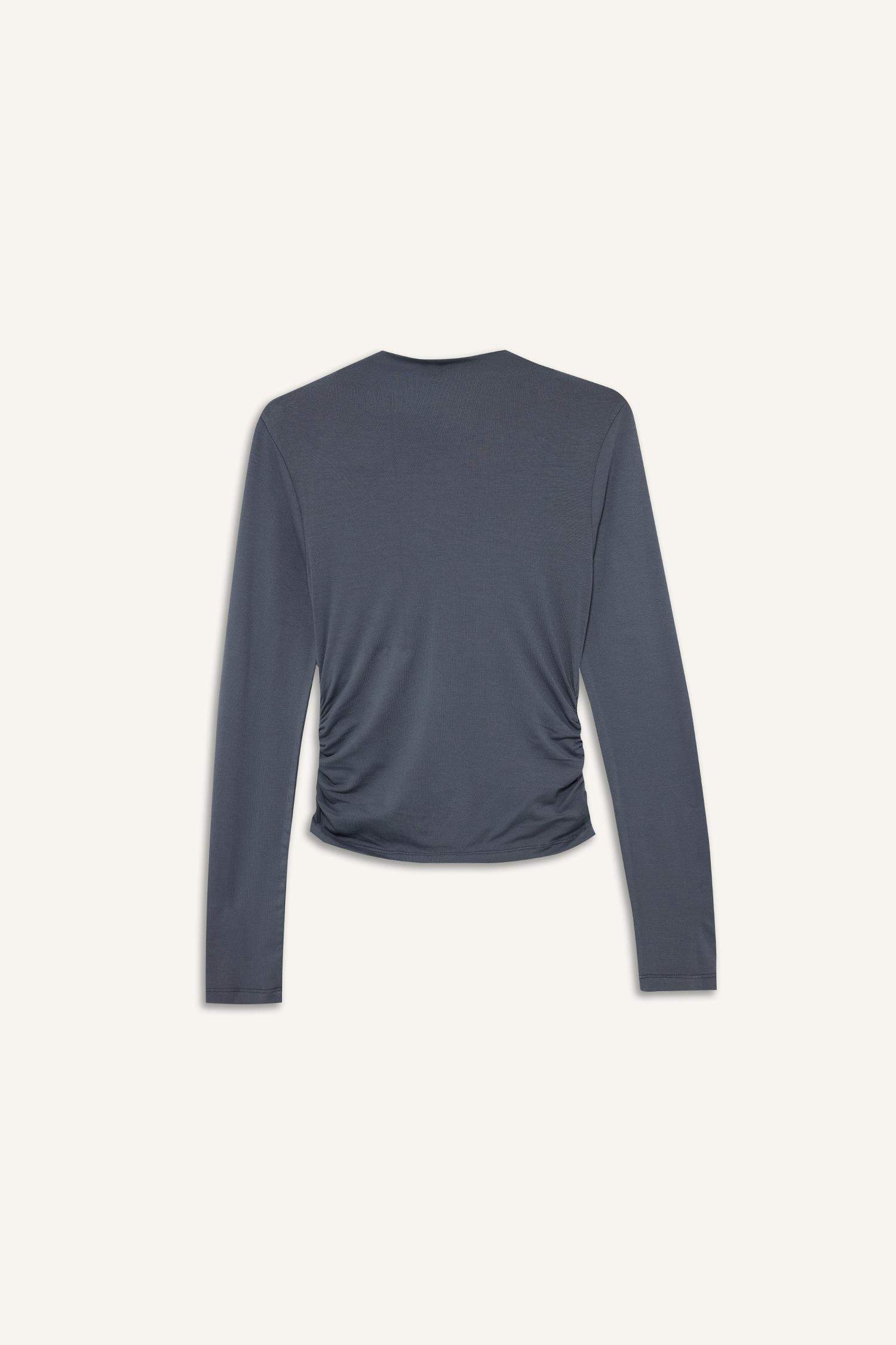 بلوزة ردن طويل مخصر سليم فيت هاينك