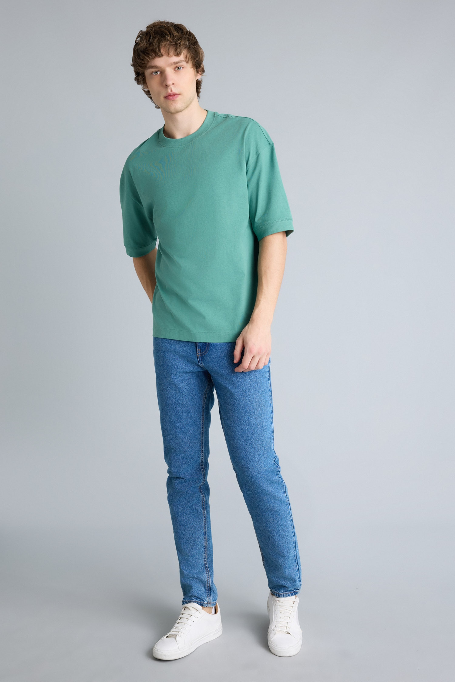 DeFacto %100 Pamuk Loose Fit Basic Tişört görsel 2