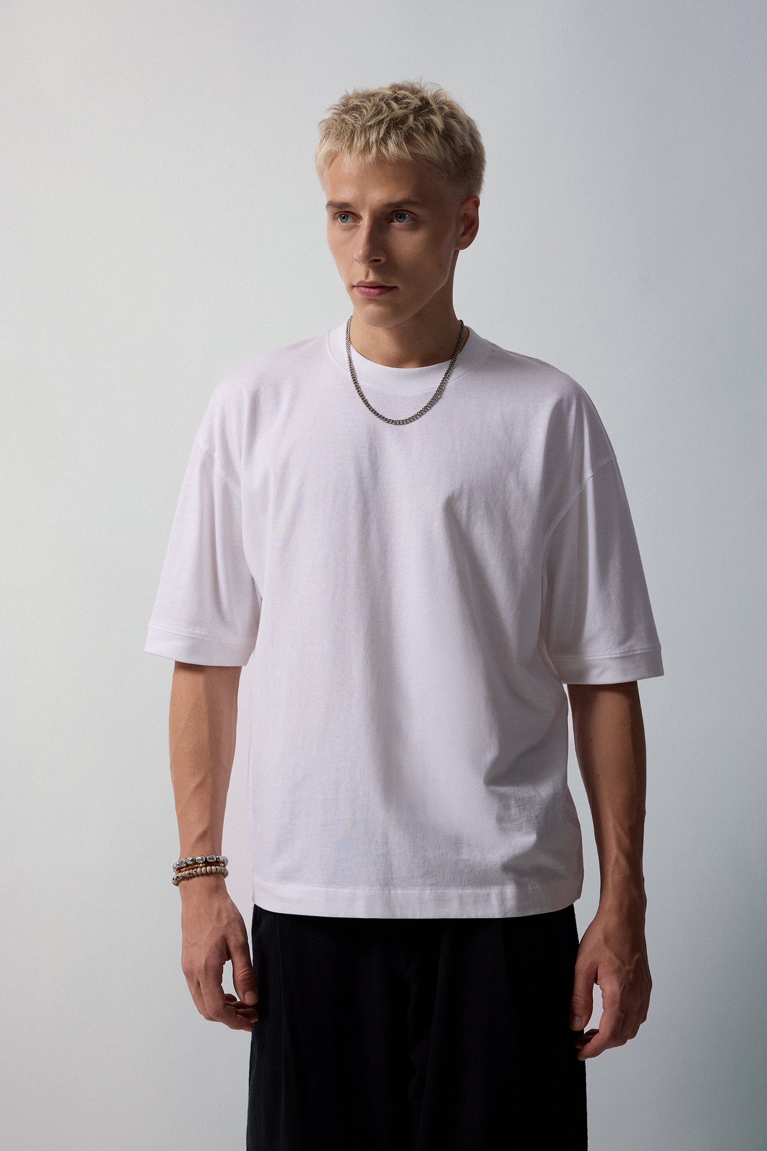 DeFacto %100 Pamuk Loose Fit Basic Tişört görsel 3