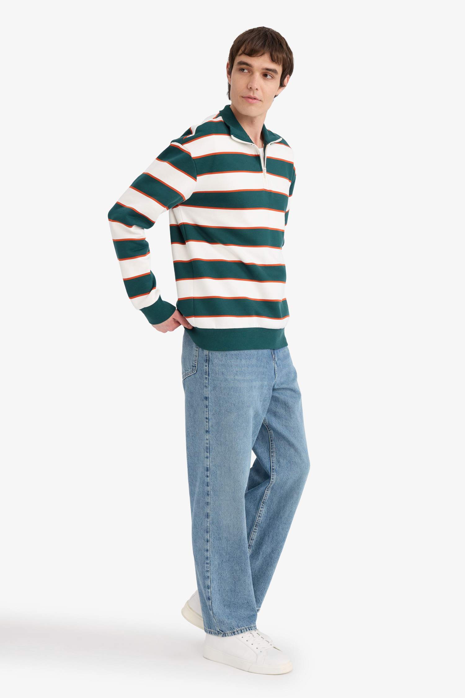 Boxy Fit Dik Yaka Yarım Fermuarlı Çizgili Sweatshirt