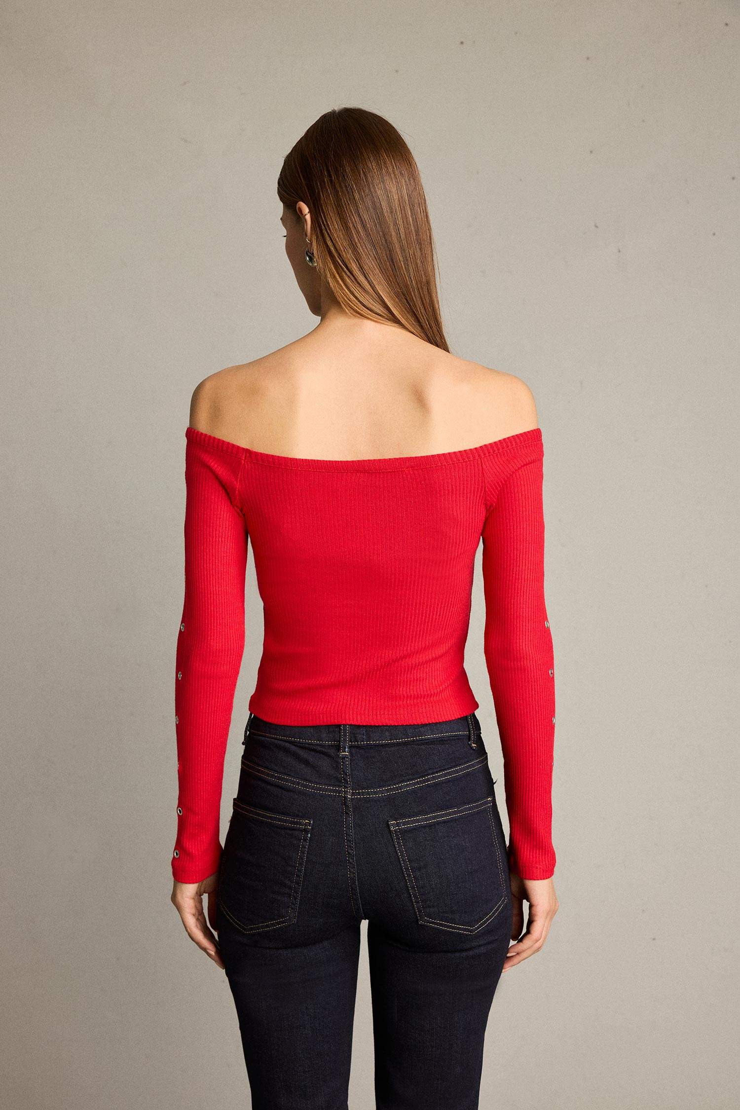 Omzu Açık Uzun Kollu Bluz