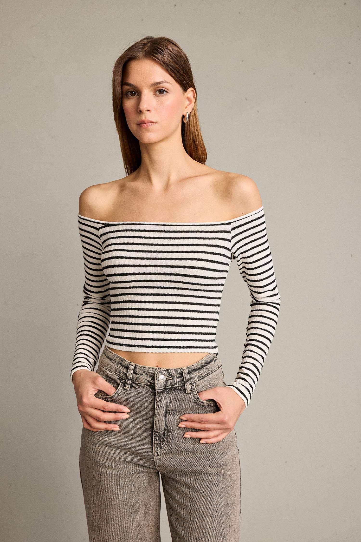 Omuz Açık Çizgili Uzun Kollu Bluz