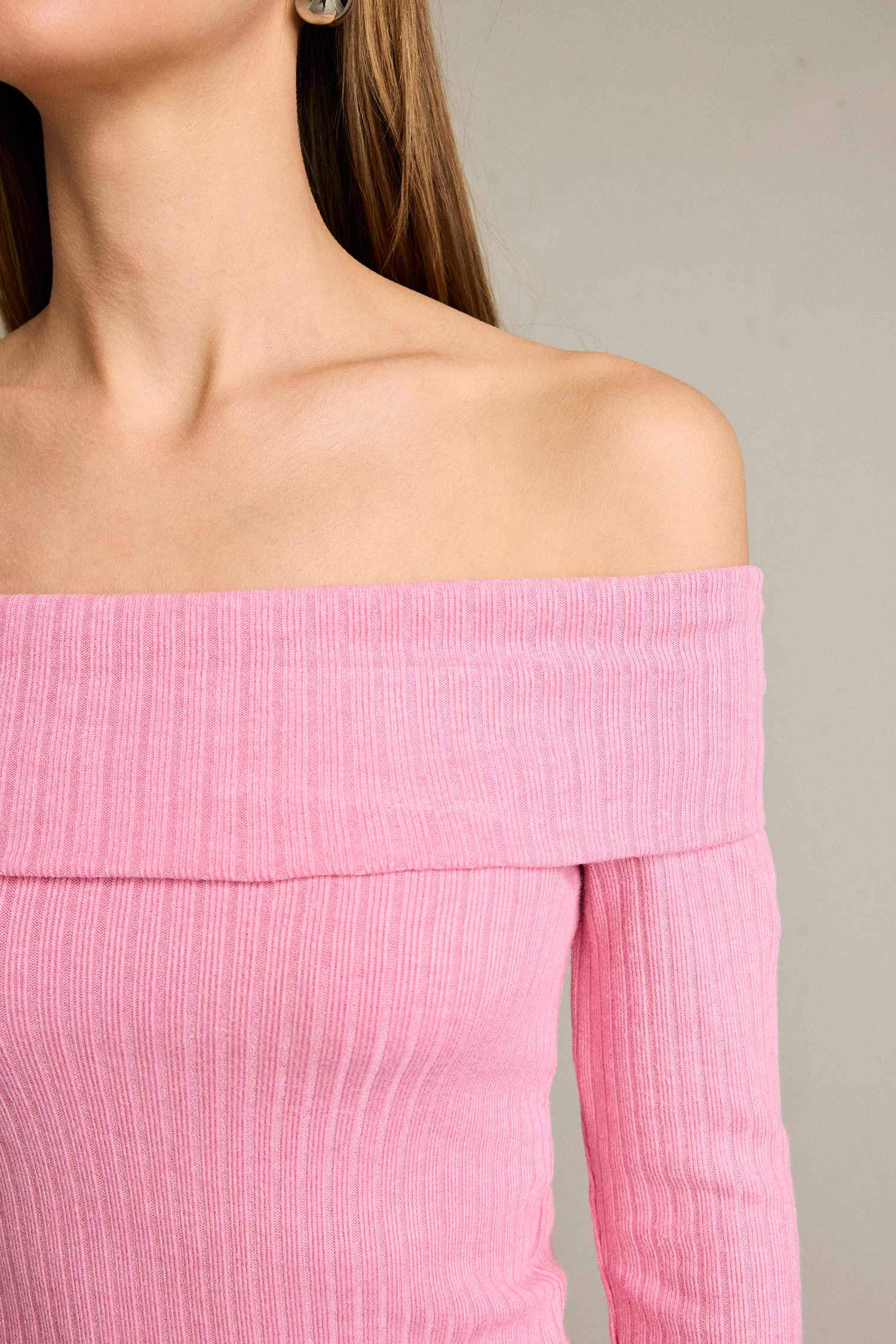 Kayık Yaka Uzun Kollu Tişört