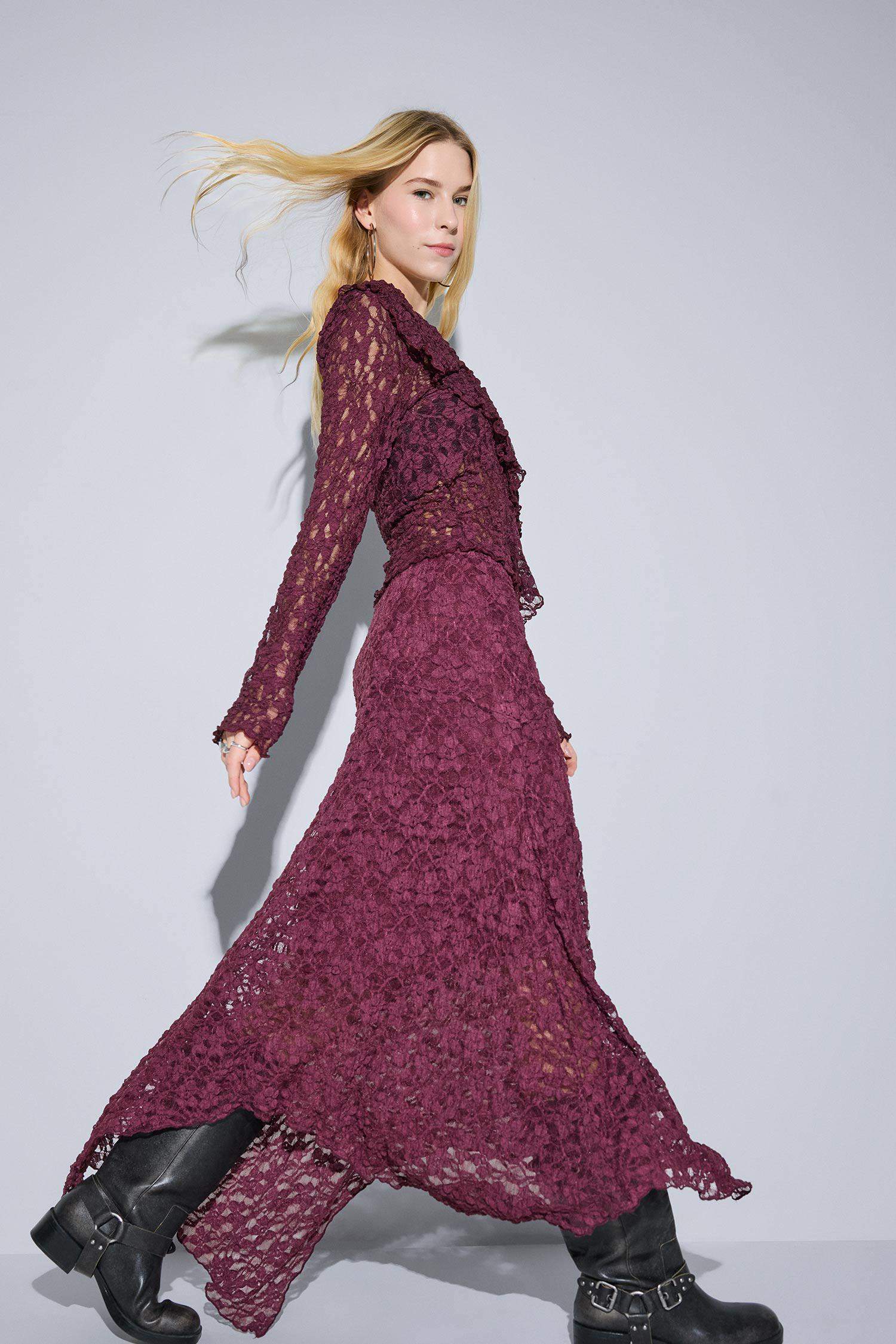 A Line Lace Normal Waist Midi Knitted Skirt