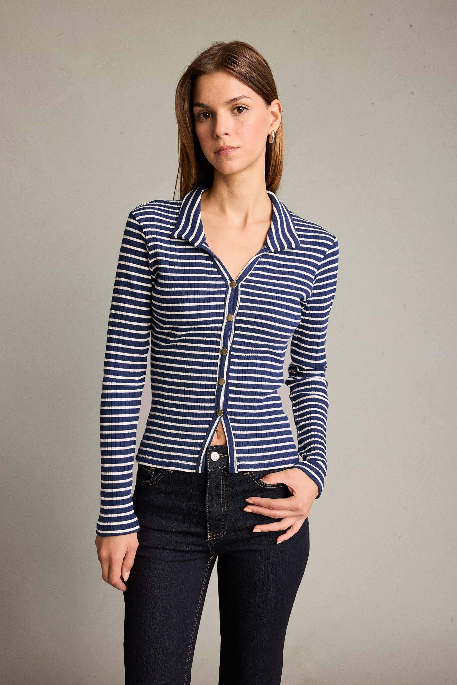 Polo Yaka Çizgili Uzun Kollu Tişört