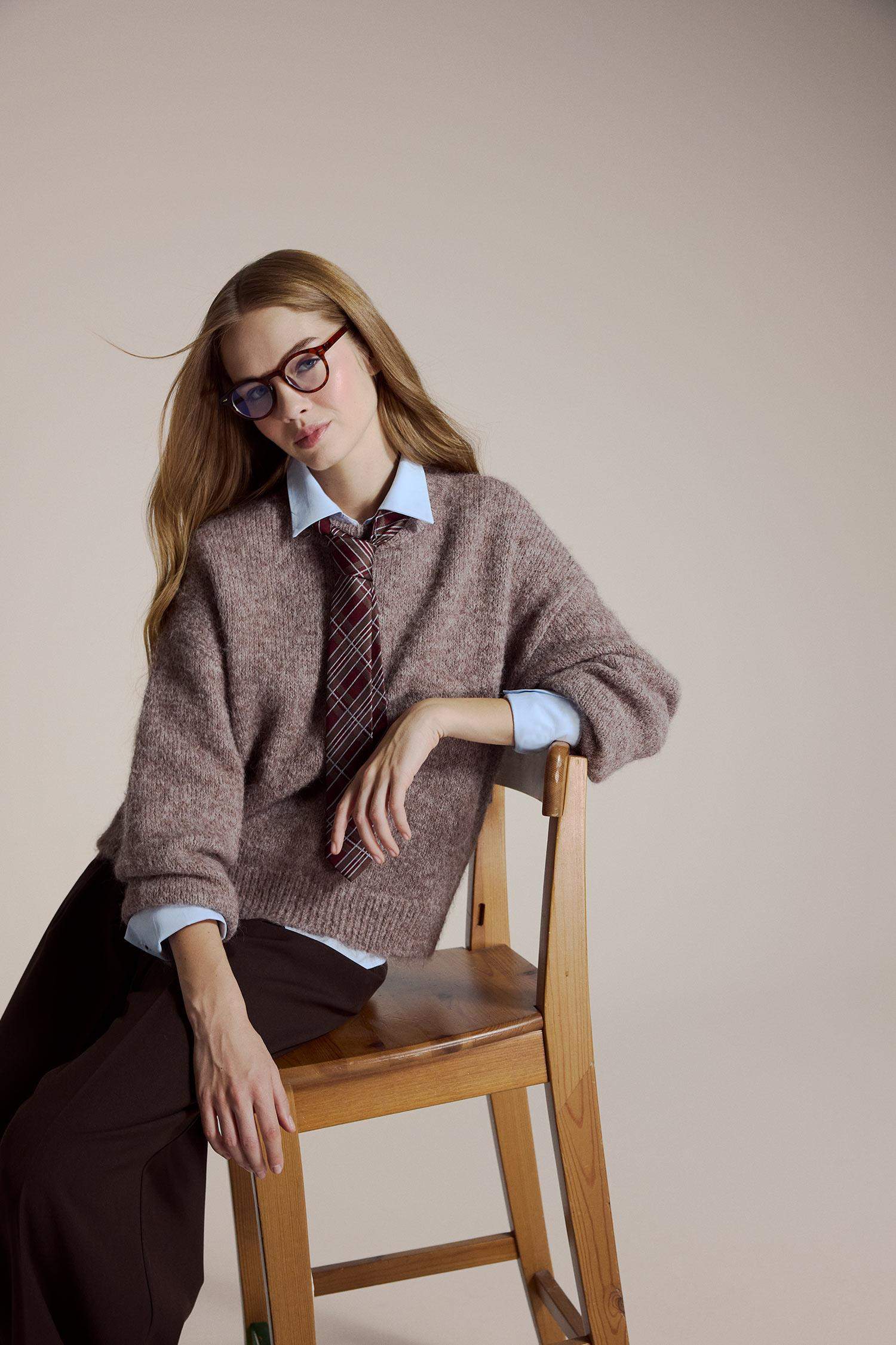 Kadın Yuvarlak Desenli Gözlük