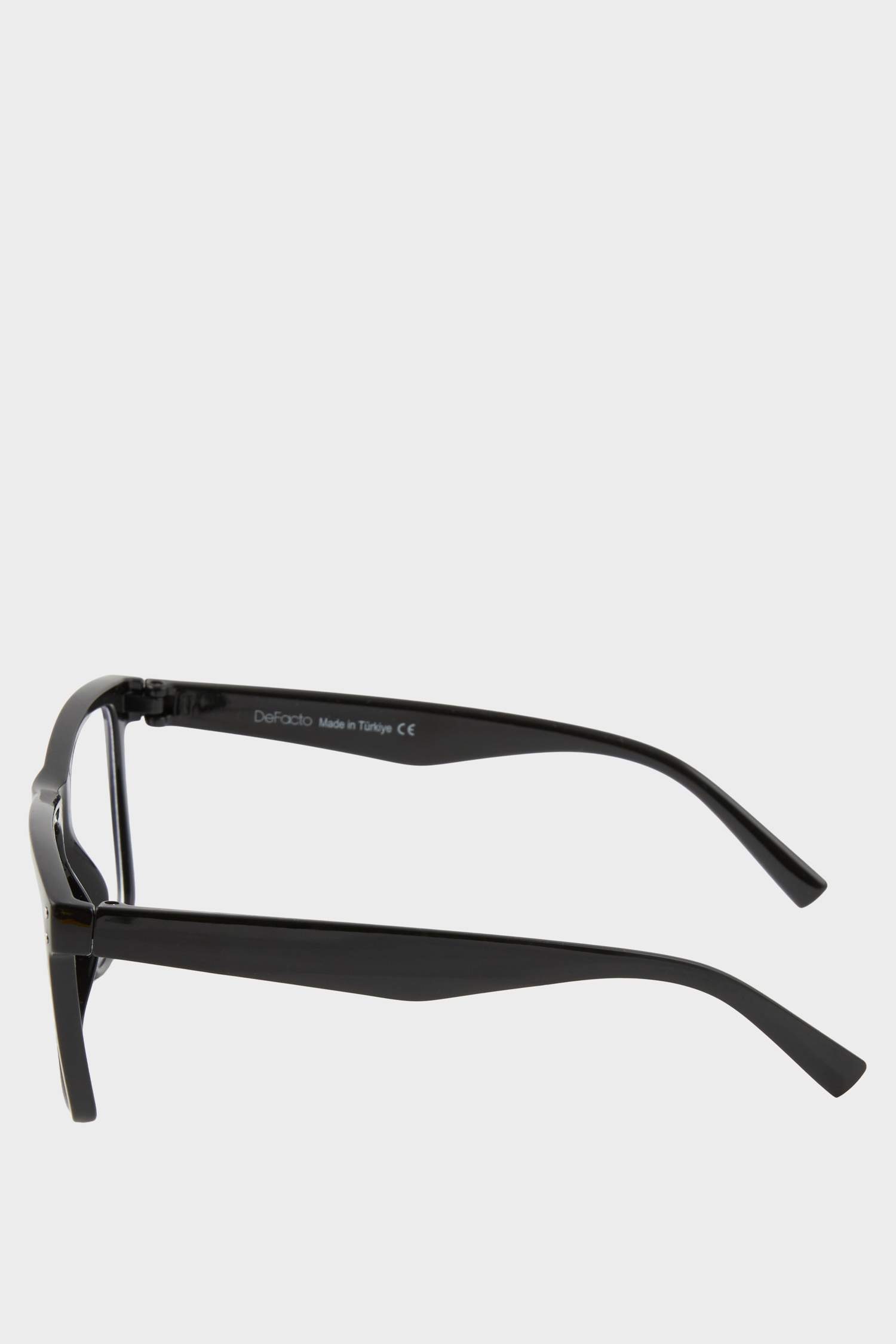 Kadın Mavi Cam Siyah Çerçeveli Gözlük